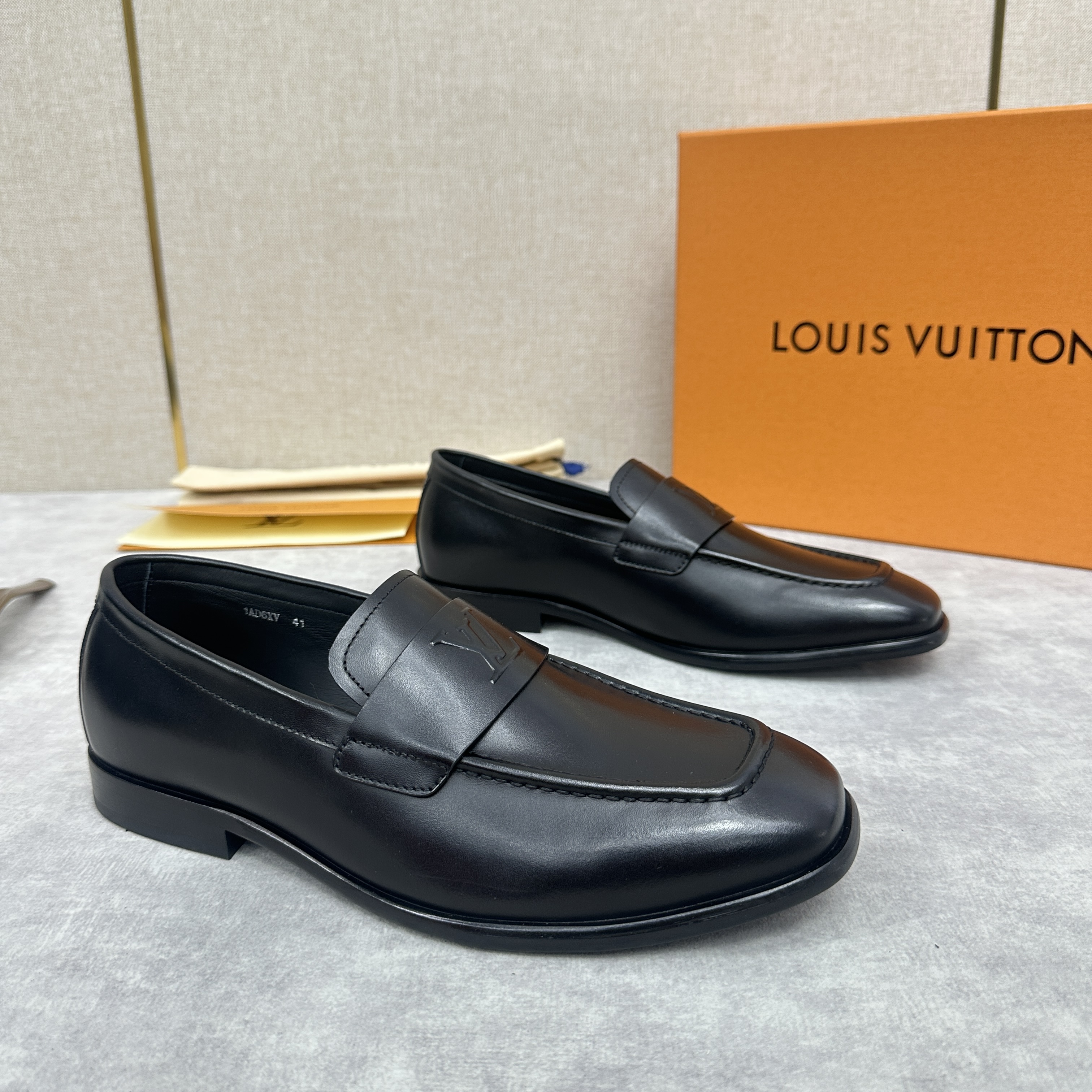 NIGO Louis Vuitton Glove Men's Solid Color Round Toe Leather Flip Flop Cowhide Loafers Shoes #nigo74831
