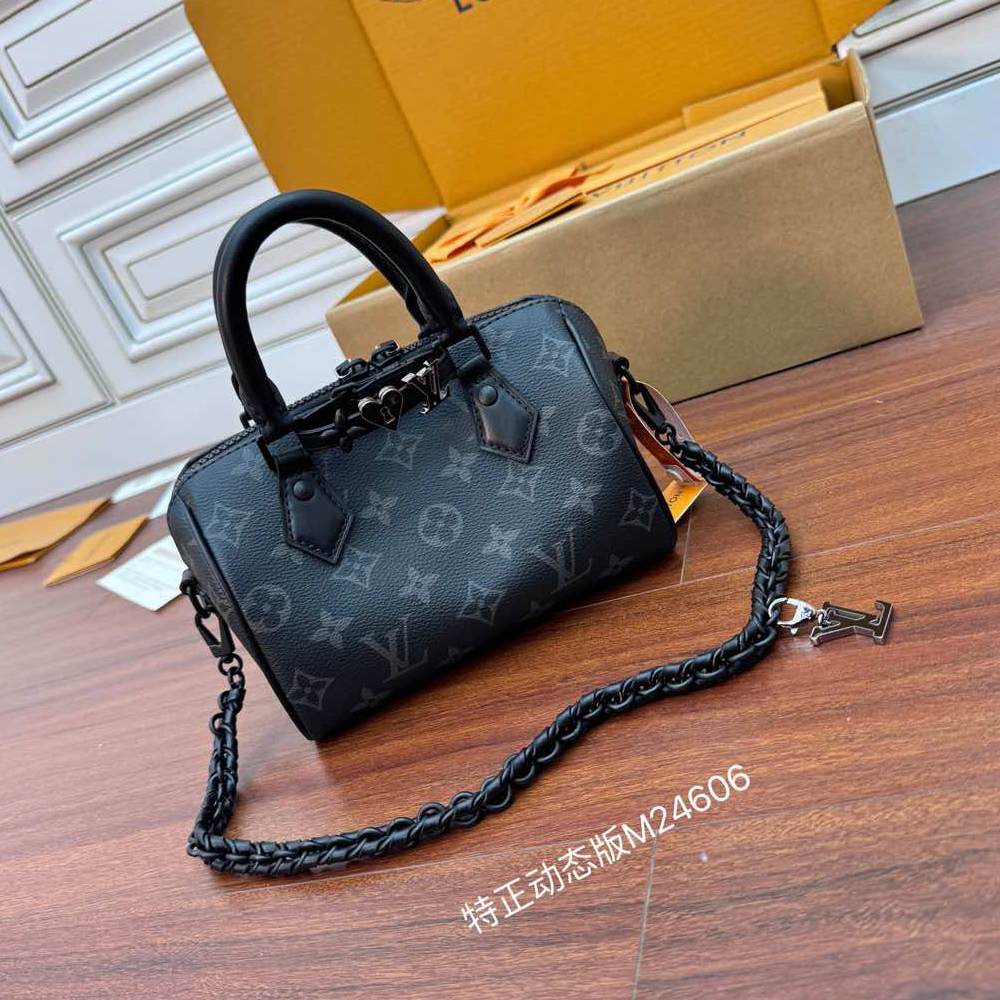 NIGO Louis Vuitton Women Solid Color Detachable Adjustable Shoulder Strap Zipper Closure Cow Leather Single Shoulder Crossbody Tote Travel Bag Bags #nigo74894