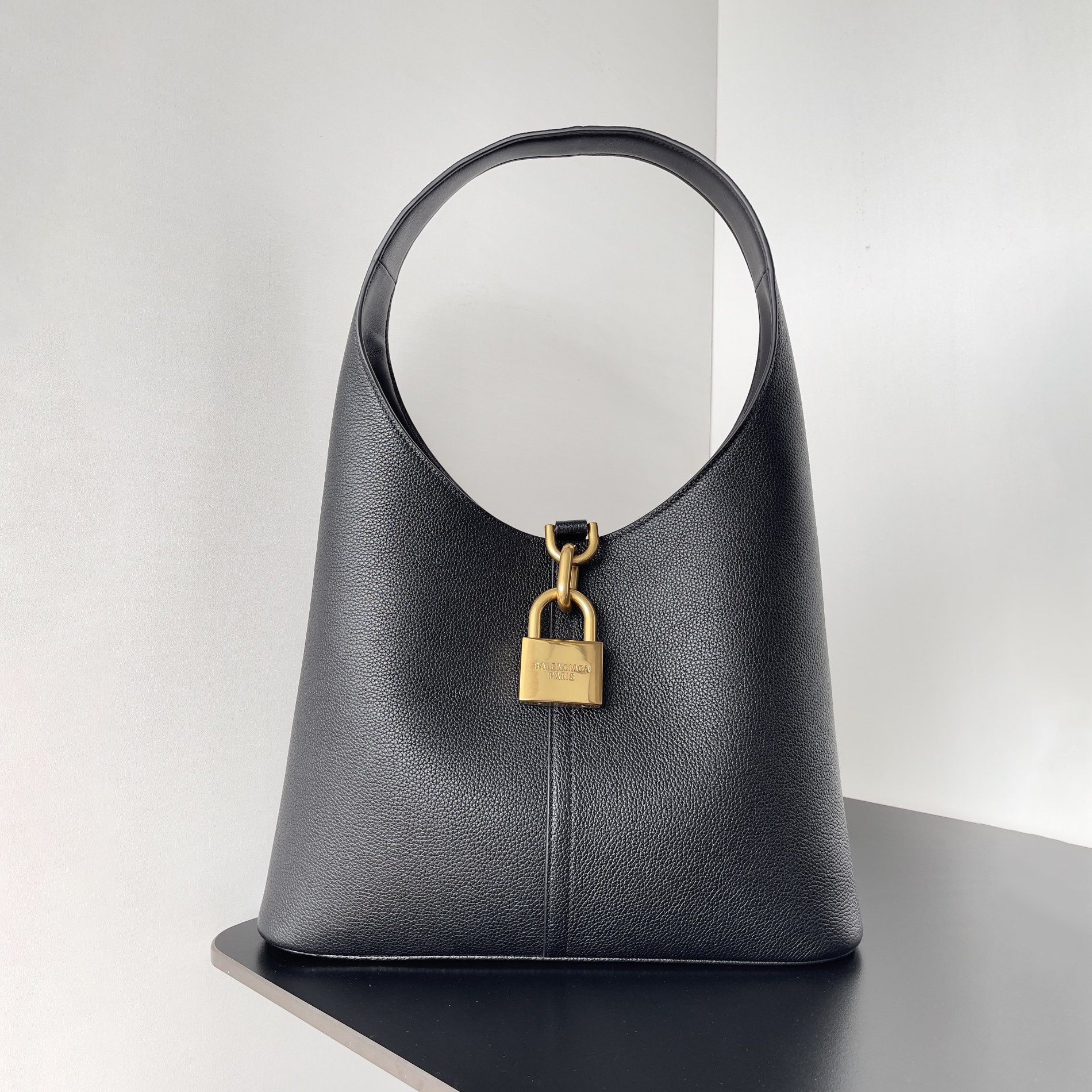 NIGO Balenciaga Locker Women's Solid Color Monogrammed Logo Lock Closure Grained Cowhide Leather Shoulder Tote Bag Bags #nigo74928