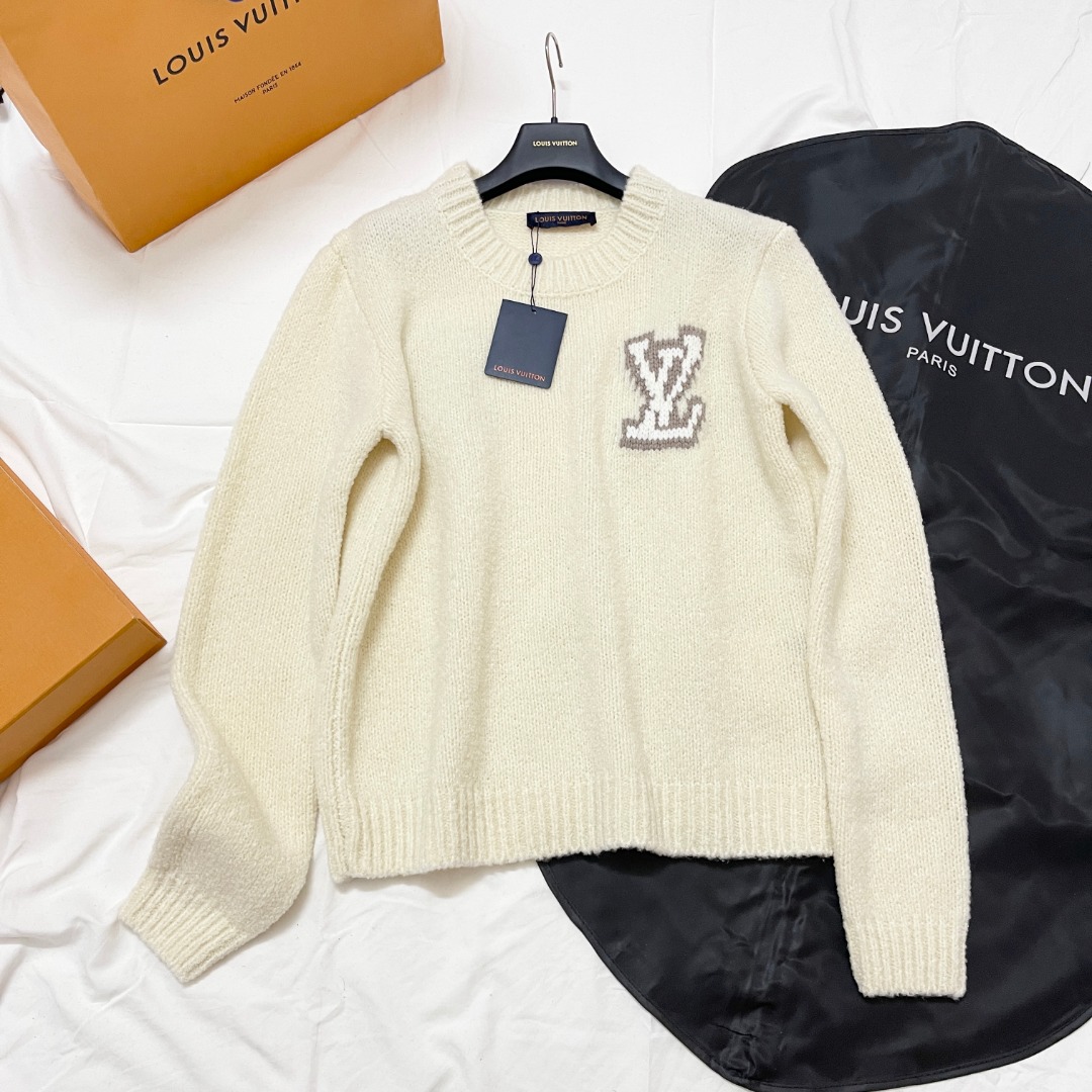 NIGO Louis Vuitton Women's Spring and Autumn Solid Color Letter Applique Crew Neck Knitted Sweater #nigo74948