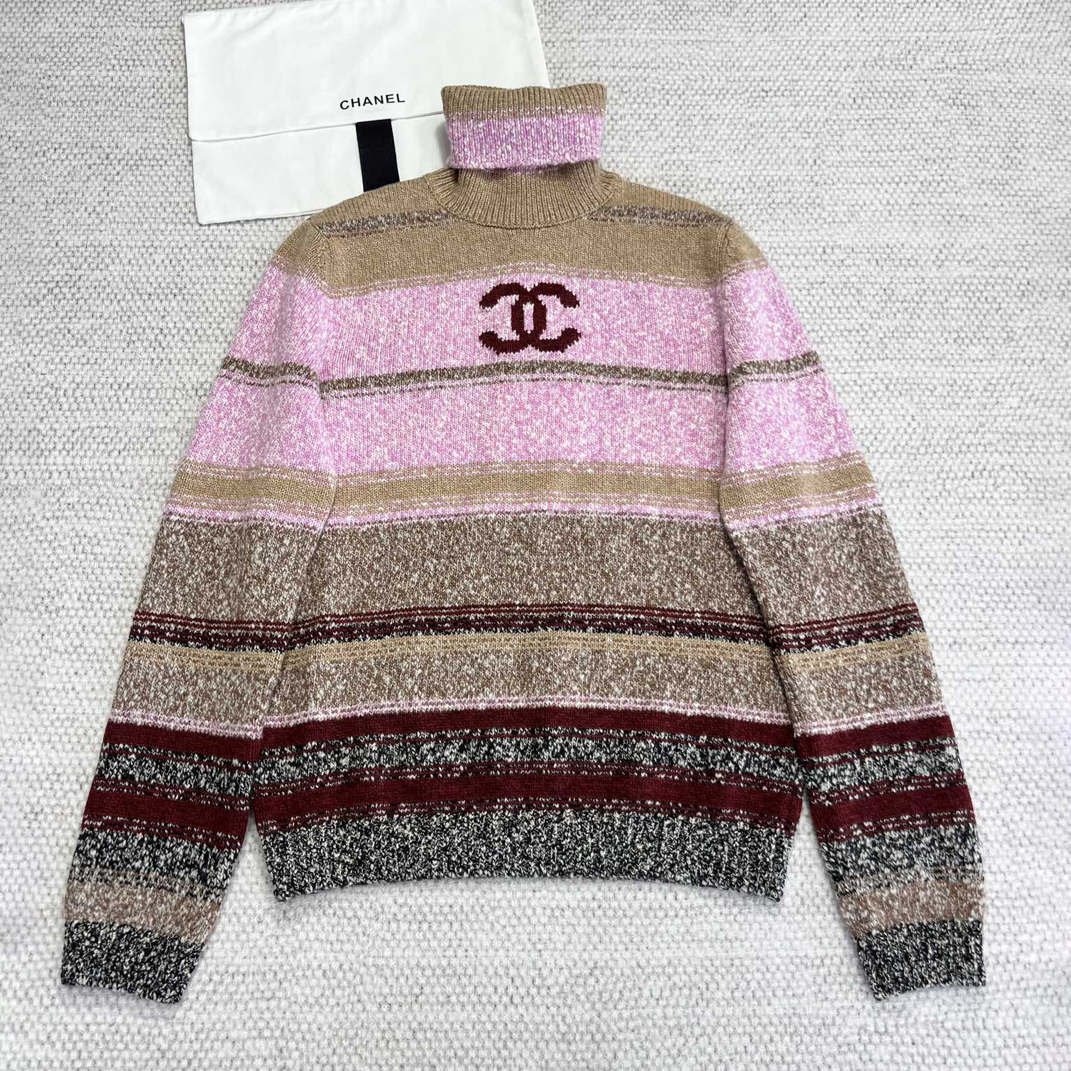 NIGO Chanel Women's Autumn and Winter Color Blocking High Neck Cashmere Long Sleeve Sweater #nigo74967