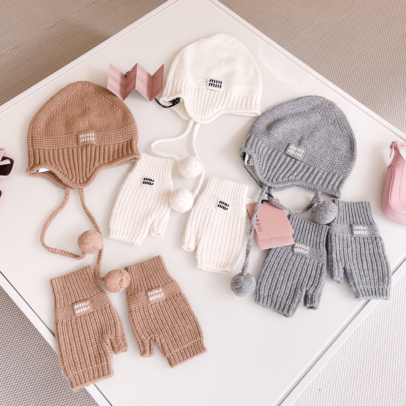 NIGO MiuMiu Women's Solid Color Logo Design Cashmere Knit Pom Pom Hat Woolen Gloves #nigo75169