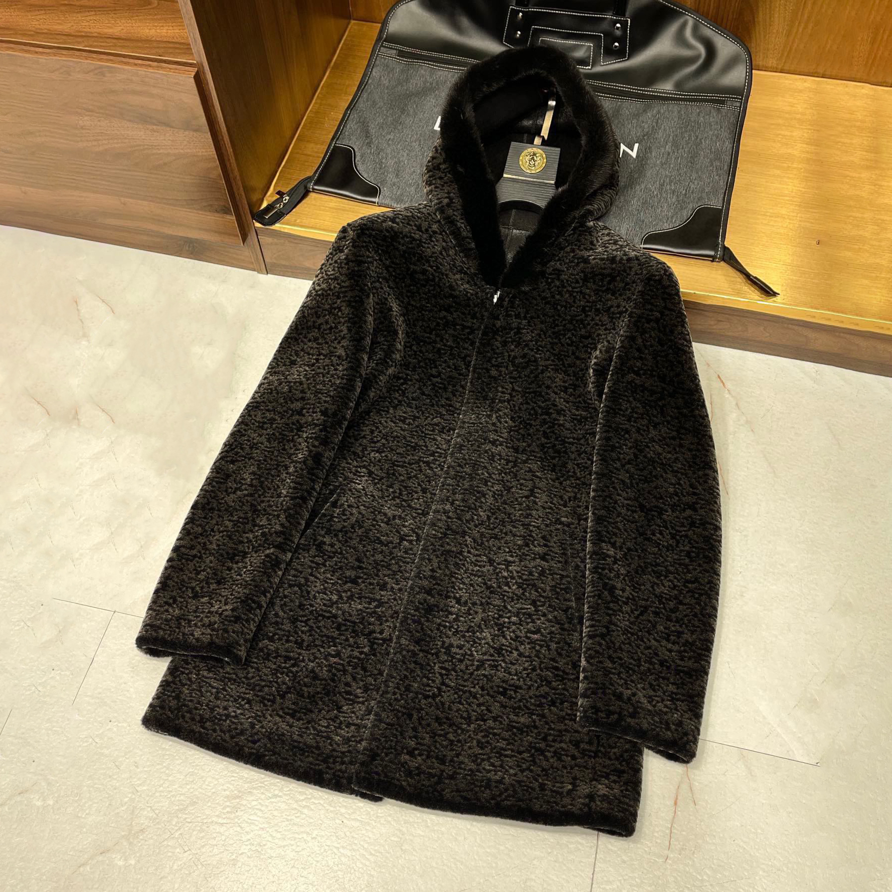 NIGO Louis Vuitton Men's Fall And Winter Mink Fur Collar Super Soft Delicate Leopard Lamb Wool Suede Long Coat Jacket #nigo75173