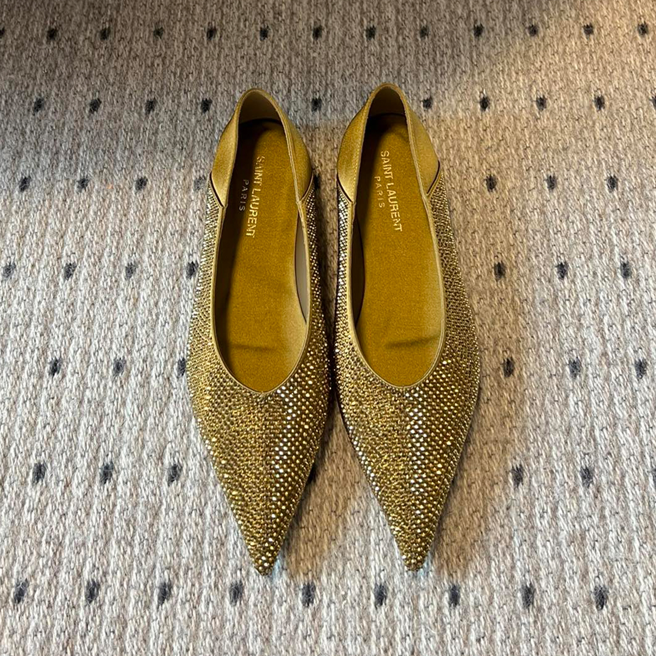 NIGO SAINT LAURENT Nour Crepe Satin Rhinestone Flat Pointed Shoes Fashion Temperament Elegant Mueller Shoes Spring And Autumn Casual Shoes #nigo71853