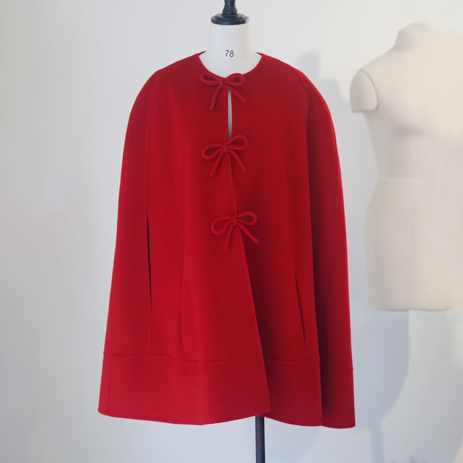 NIGO Valentino Women's Autumn And Winter Solid Color Wool Bowknot Single Breasted Compact Drap Cape Shawl Coat #nigo9918