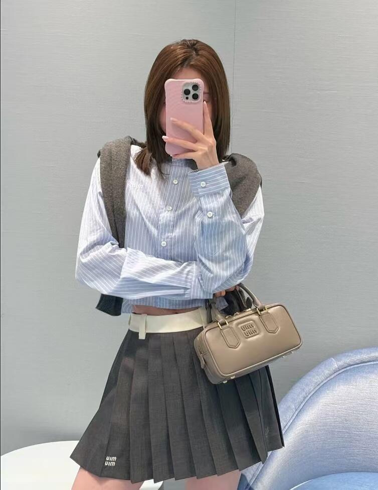 NIGO Valentino Women's Summer Mid Waist Solid Color High Street Pleated Mini Skirt Logo Embroidery Casual Short Skirt #nigo71893