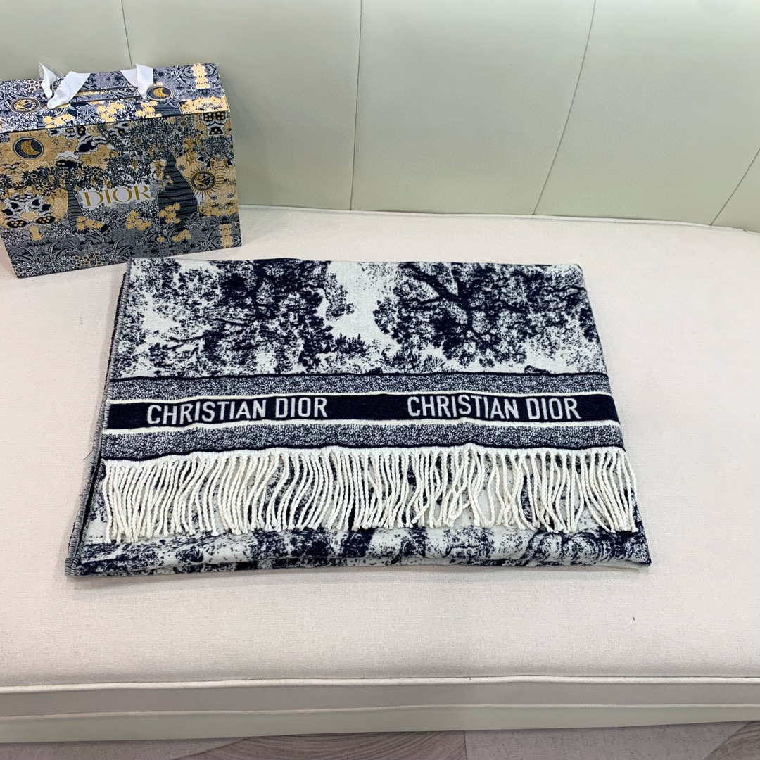 L NIGO Dior Zoo Wool and Cashmere Shawl Blanket