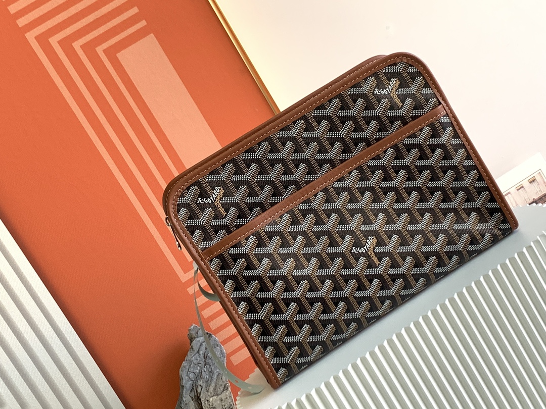 L NIGO Goyard Calfskin toiletry bag Album retrieval code 149128