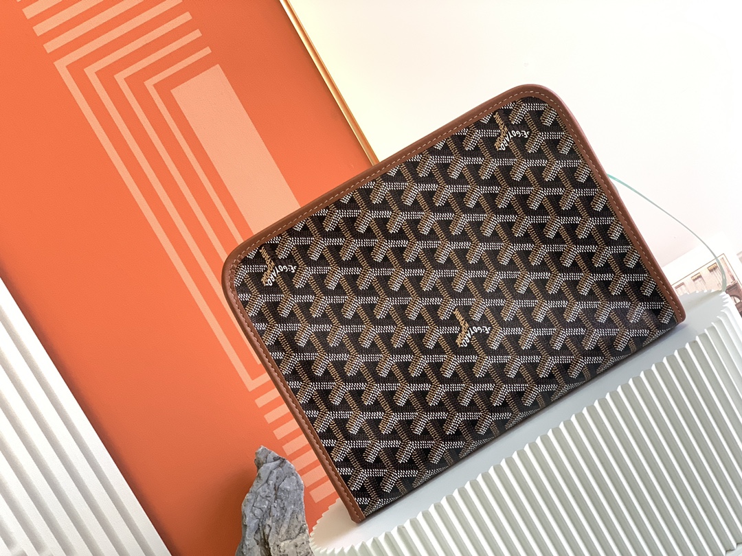 L NIGO Goyard Calfskin toiletry bag Album retrieval code 149128