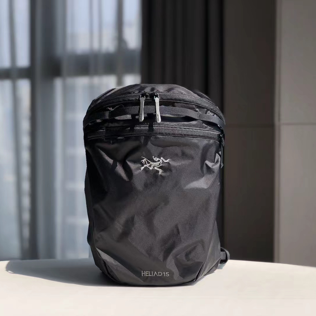 NIGO Arcteryx Men's And Women's Solid Color Embroidered Logo Outdoor Multifunctional Boarding Hiking Nylon Shoulder Bag Bags #nigo75342