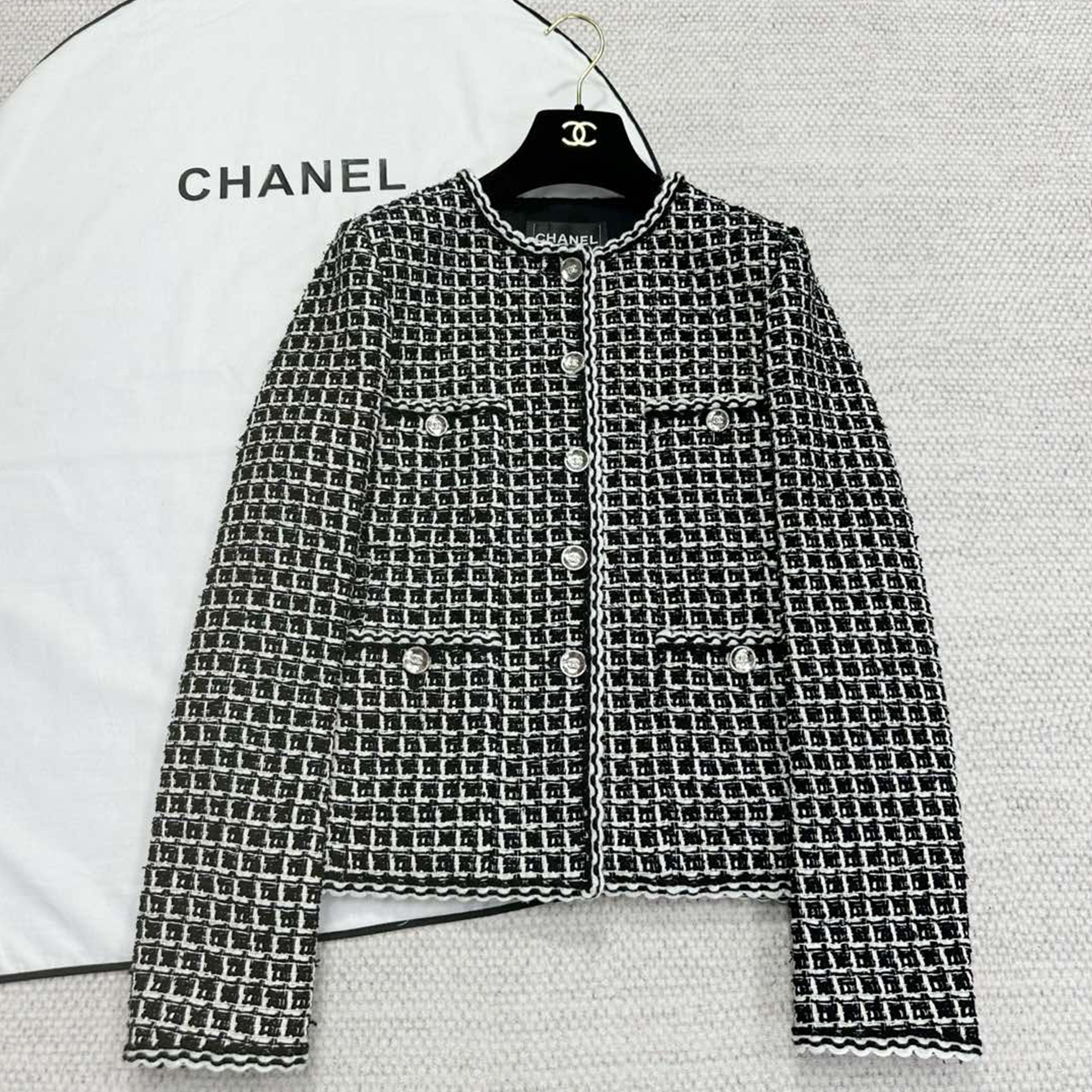 NIGO Chanel Women's Spring And Fall Plaid Woven Jacket Tweed Fashion Temperament Black And White Round Neck Single-breasted Jacket Ngvp #nigo9993