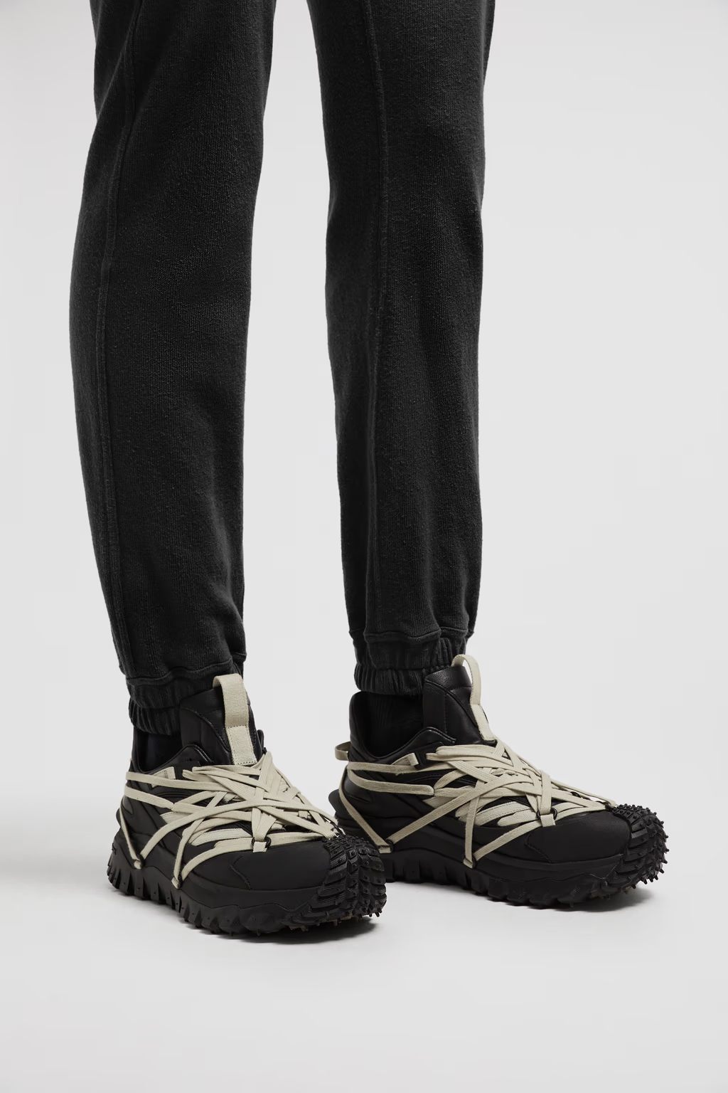 NIGO Rick Owens x Moncler Men's Women's Four Seasons Round Toe Lace Up Solid Color Low Top Casual Shoes Trailgrip Megalace Leather Sneakers Shoes Ngvp #nigo9968