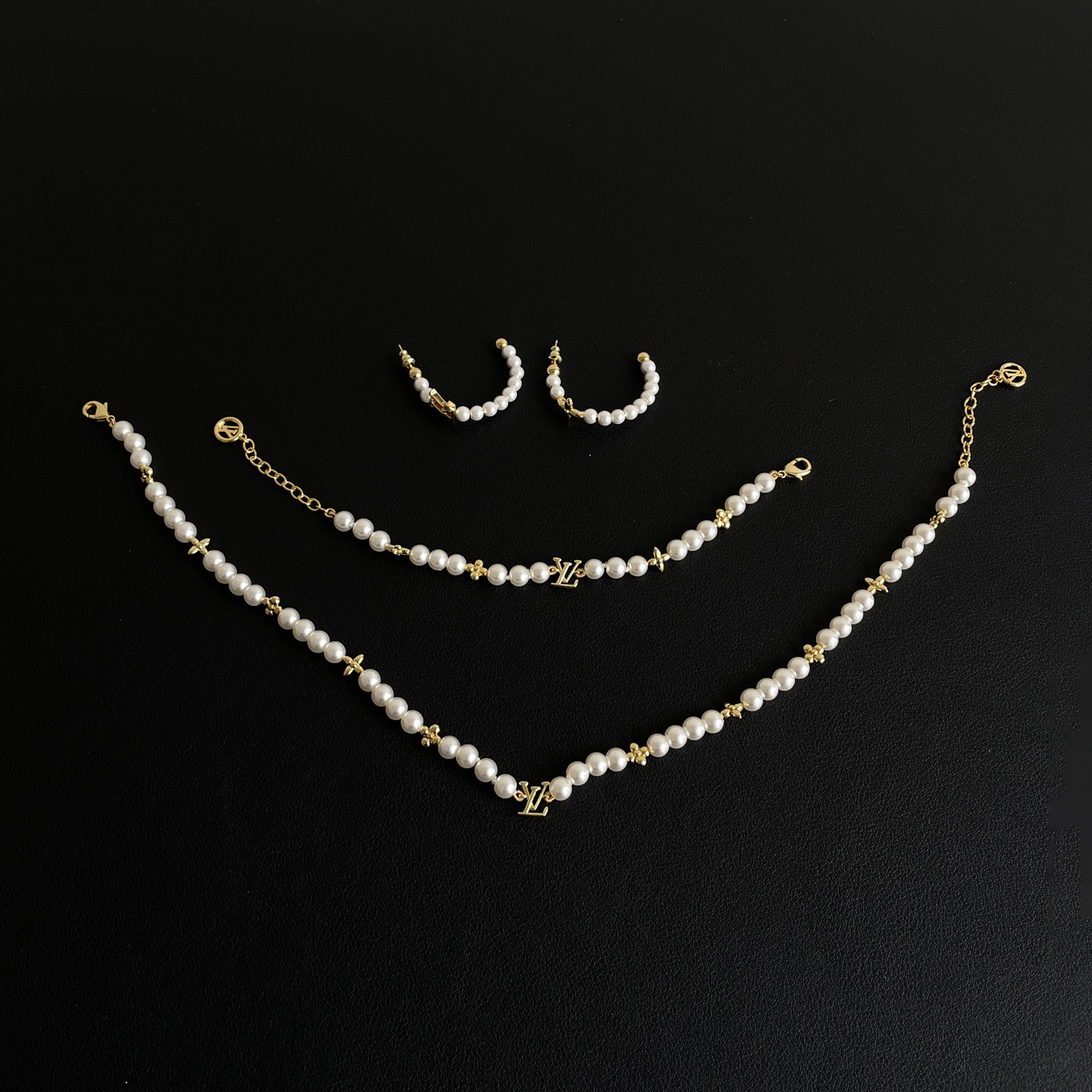 NIGO Louis Vuitton My LV Pearl Women's Alphabet Floral Design Metal Pearl Necklace Bracelet Earrings Jewelry #nigo75472