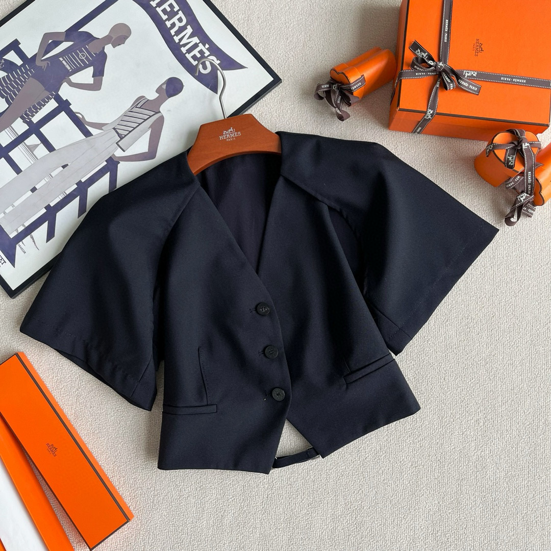 NIGO Hermes Women's Season Wool Fabric With Mulberry Silk Lining Simple Single-breasted V-neck Exposed Waist Short Top Shirt High-waisted Half-skirt Dress Luxury Simple Temperament Fashion Suit Set Ngvp #nigo1179