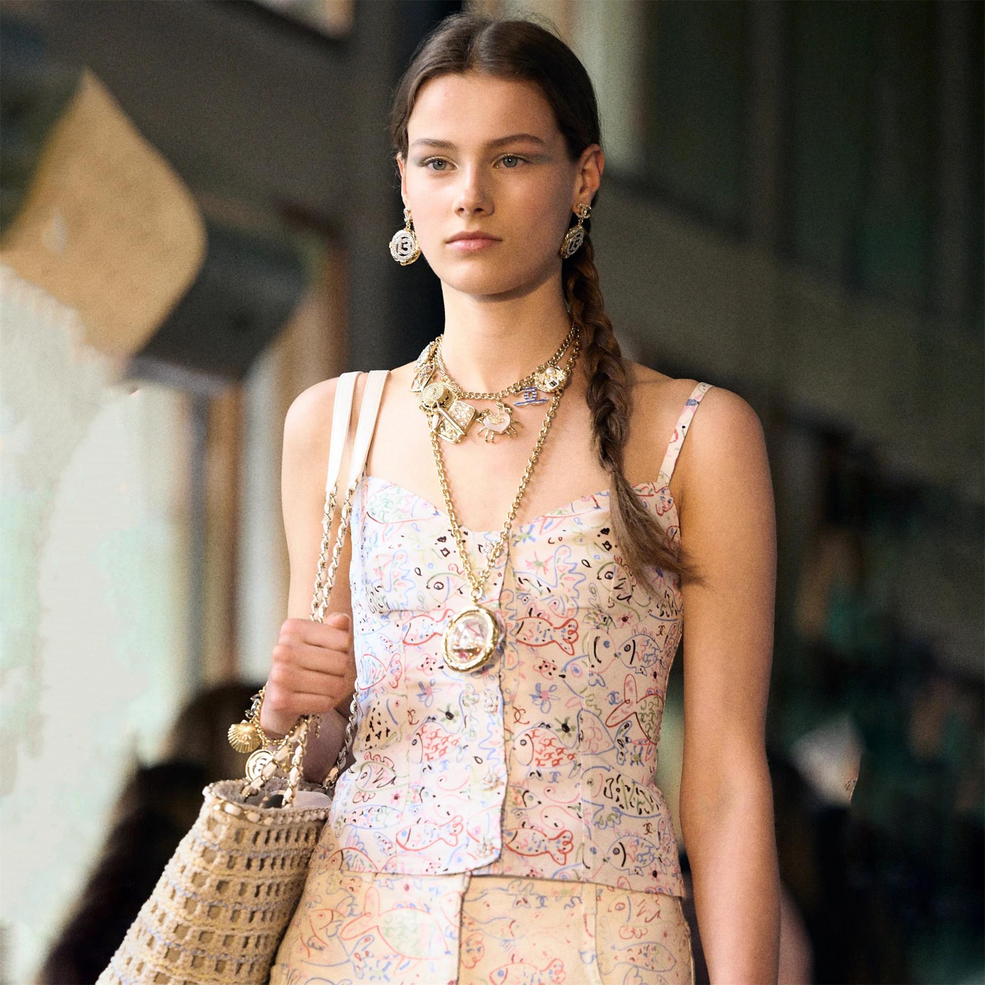 NIGO Chanel Women's Spring/Summer Graffiti Printed Camisole Top #nigo75537