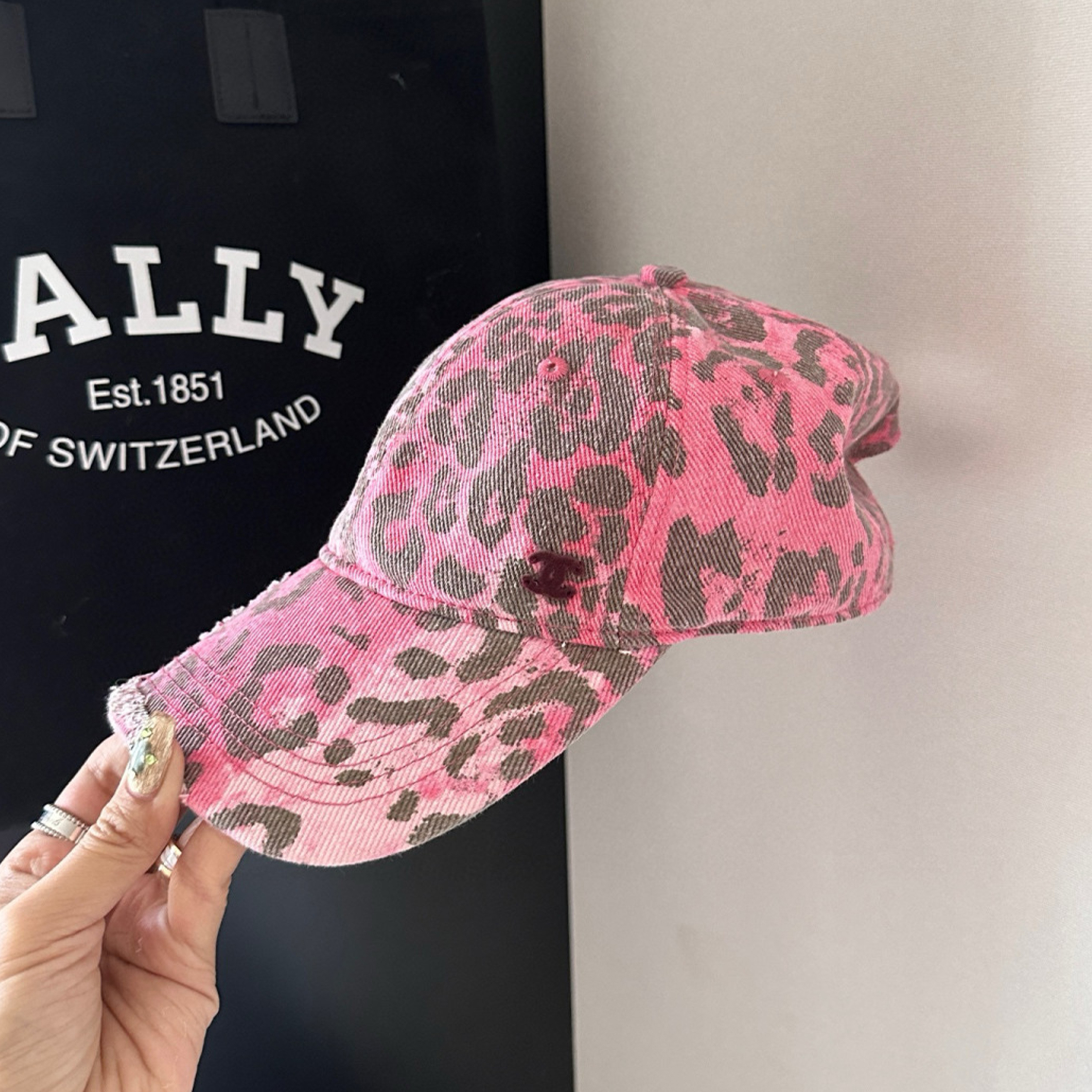 NIGO Chanel Women's Men's Pink Leopard Spot Hat Fashion Casual Trend High Street Baseball Cap Hundred Caps Accessories #nigo81124