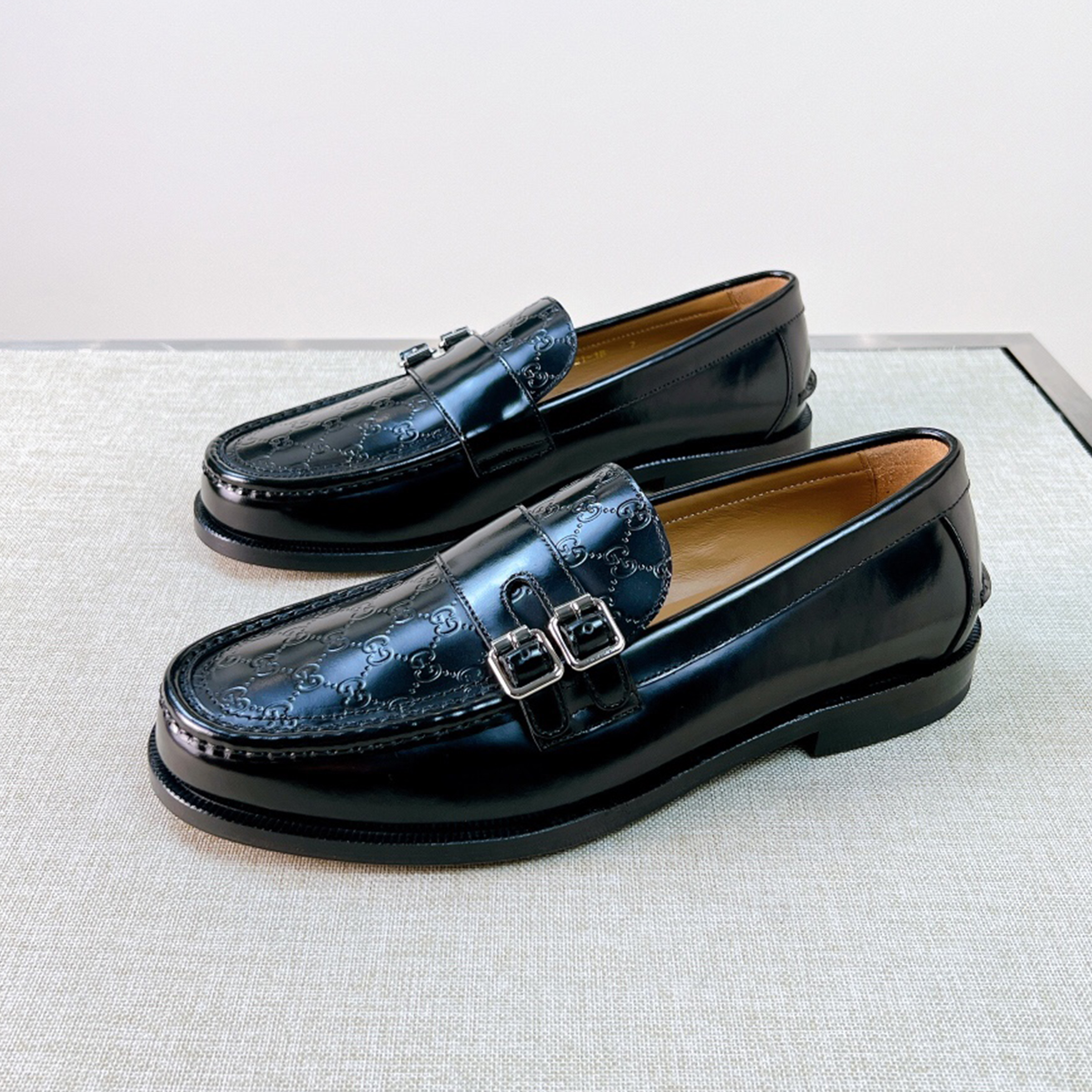 NIGO Gucci  Men's Spring And Summer Fashion Buckle Loafers Temperament Comfortable Cowhide Embossed Casual Shoes #nigo81132