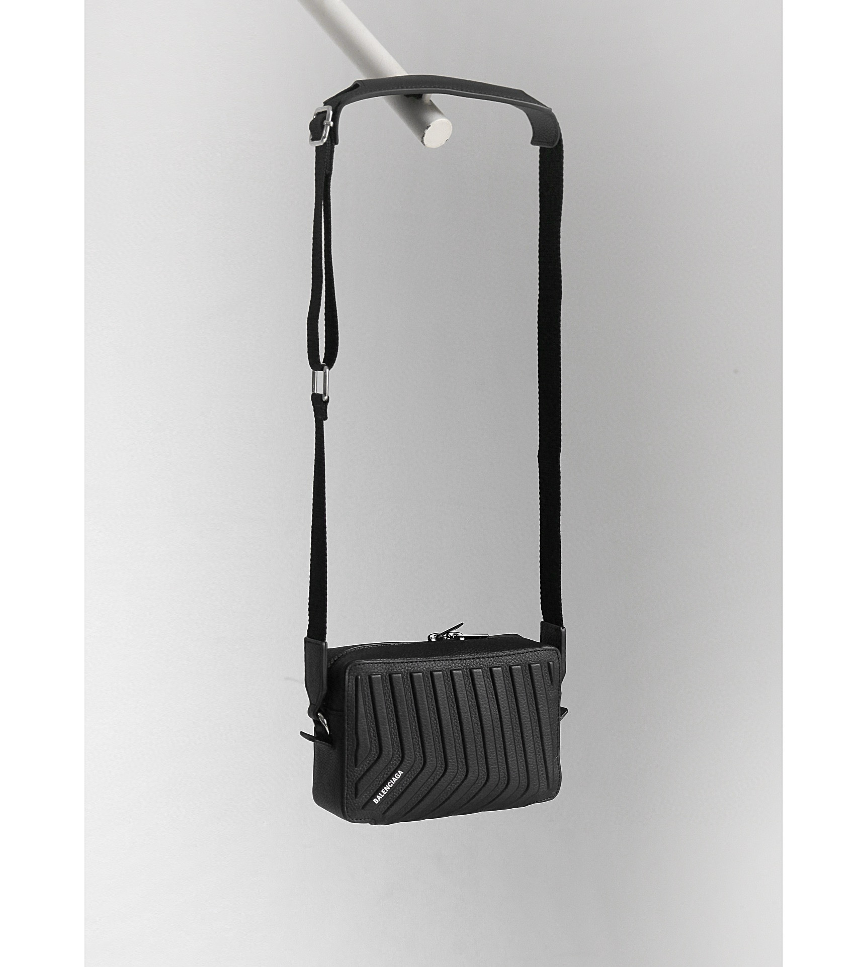 NIGO Balenciaga Men's Black Logo Embossed Shoulder Strap Leather Camera Bag Tote Shoulder Crossbody Bags #nigo75668