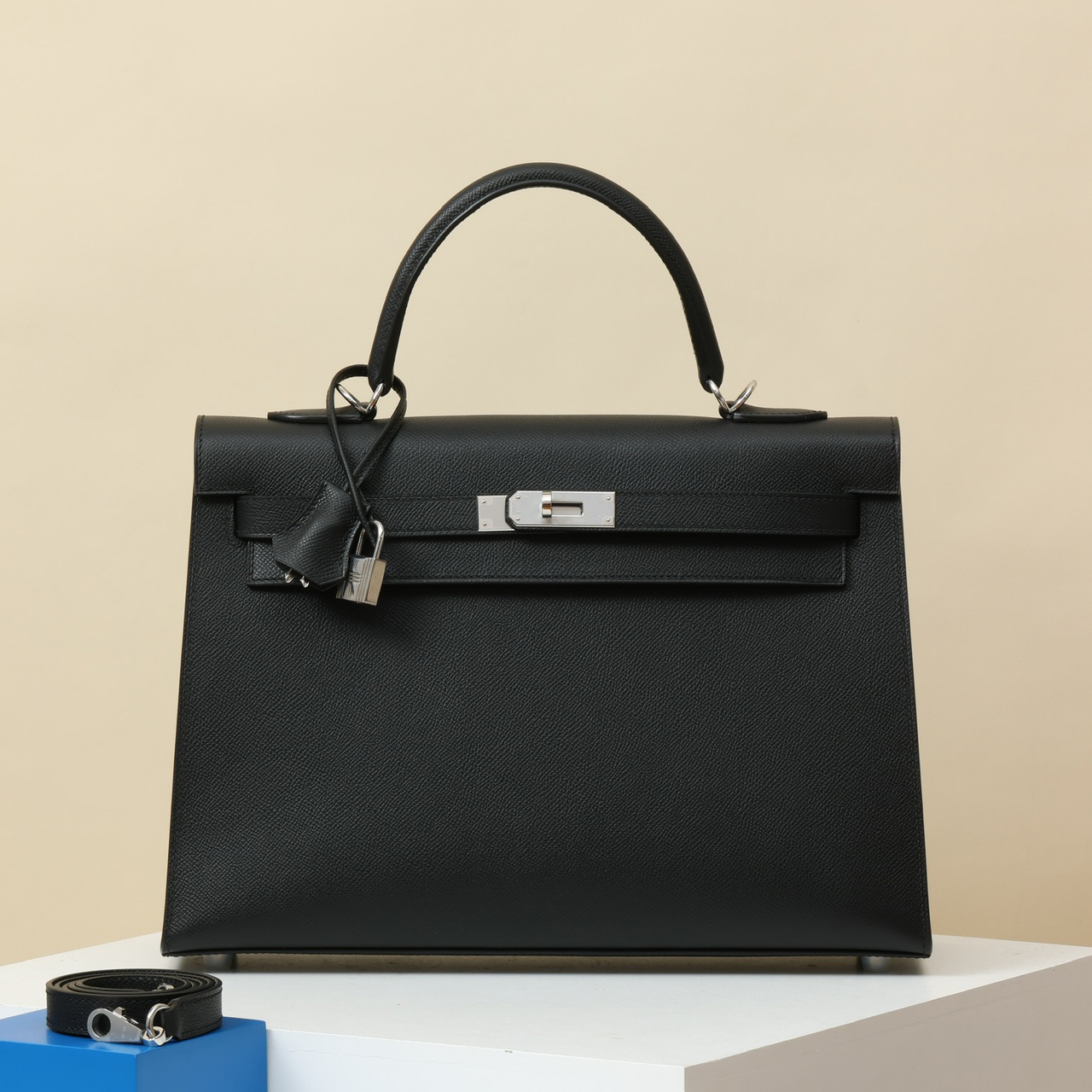 NIGO Hermes KL35 Solid Color Cowhide Leather Handbag Metal Buckle Kelly Bag Bags Accessories #nigo75744