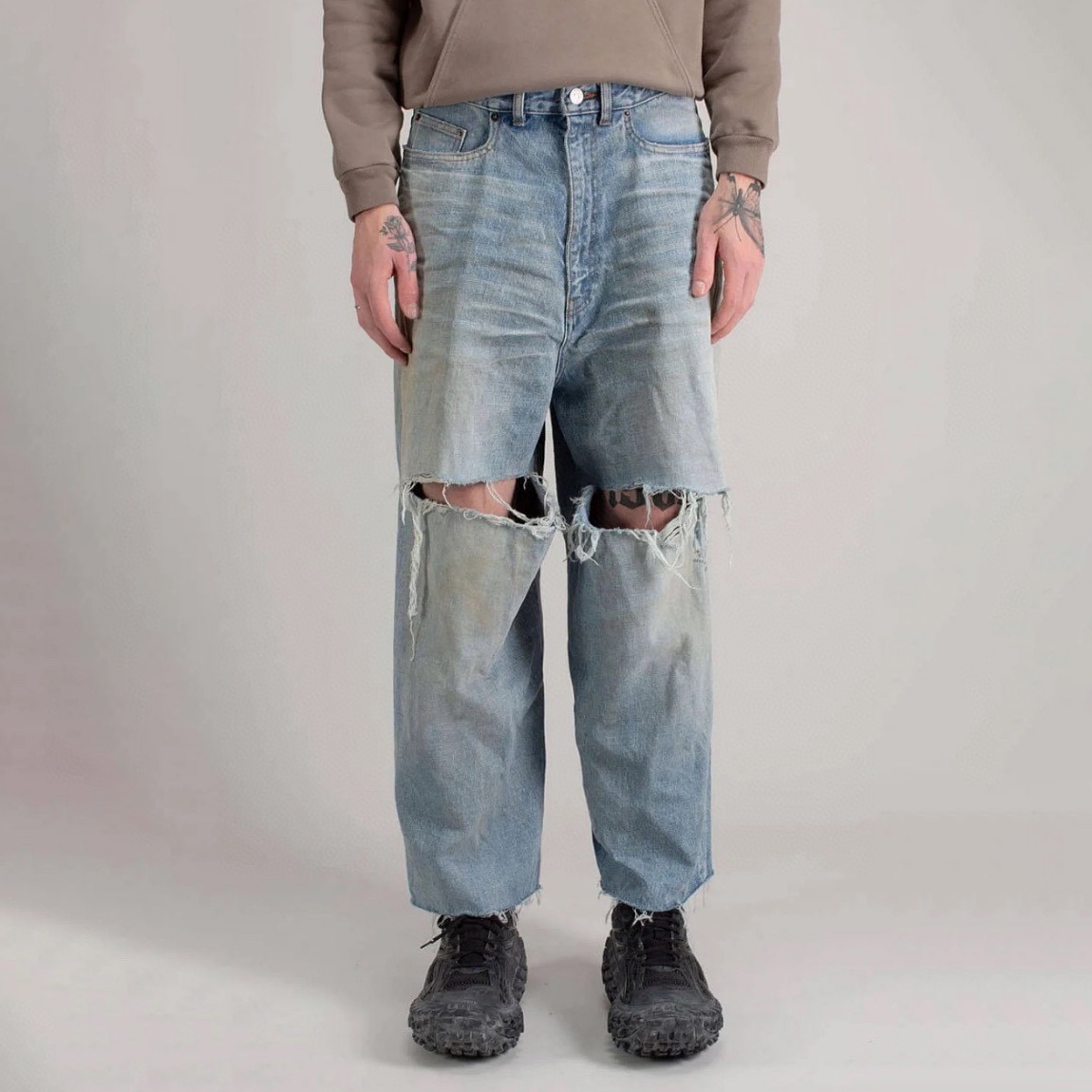 NIGO Balenciaga Men's and Women's Spring Solid Color Blue Ripped Raw Edge Jeans Pants #nigo75762