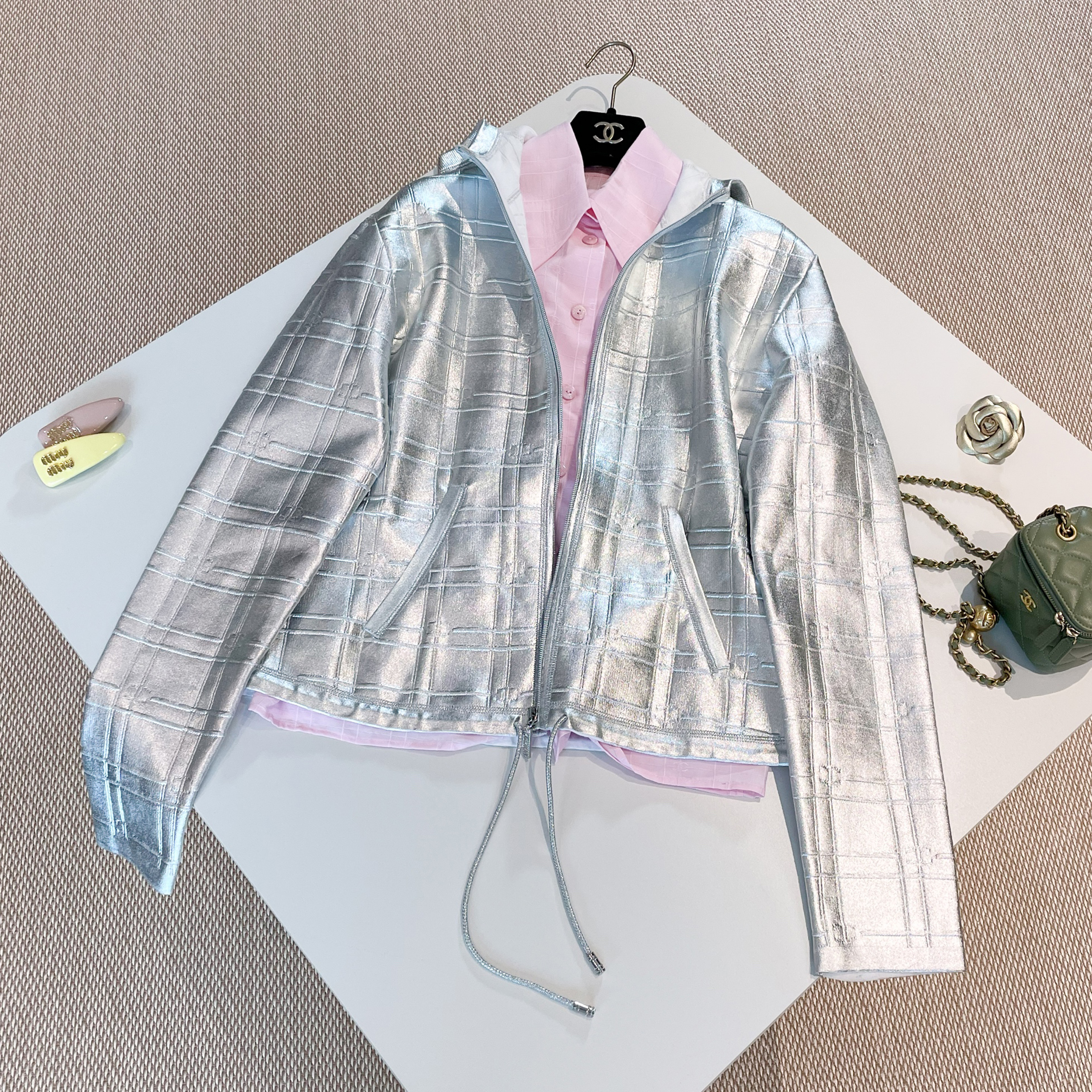 NIGO Chanel Women's Silver Coated Marseille Checkered Biker Jacket Half Skirt Suit Set Future Ai Fashion Trend Zip Hooded Sweatshirt Jacket Mini Skirt Ngvp #nigo1317