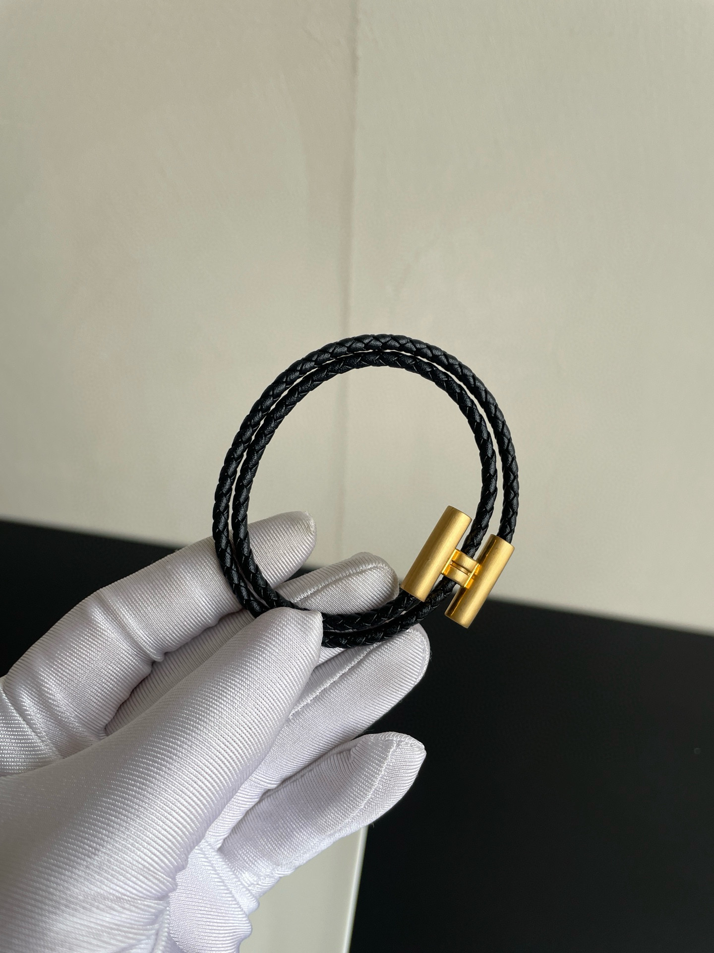 NIGO Hermes Tournis Tresse Men's and Women's Gold Clasp Solid Color Braided Bracelet Jewelry #nigo75778