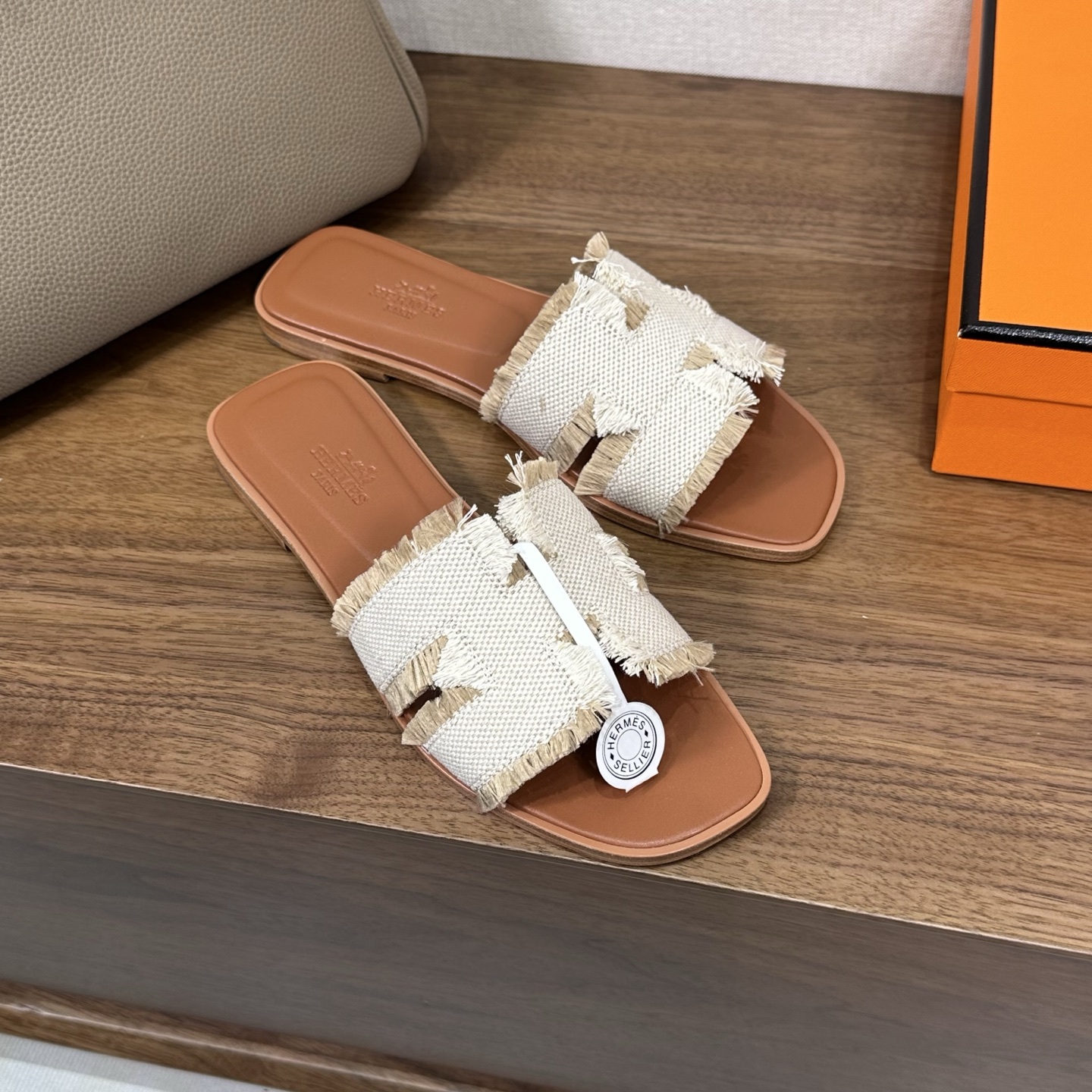 NIGO Hermes Women's Summer Simple Fashion Weaving Tassel Slippers Sandals Shoes #nigo75847