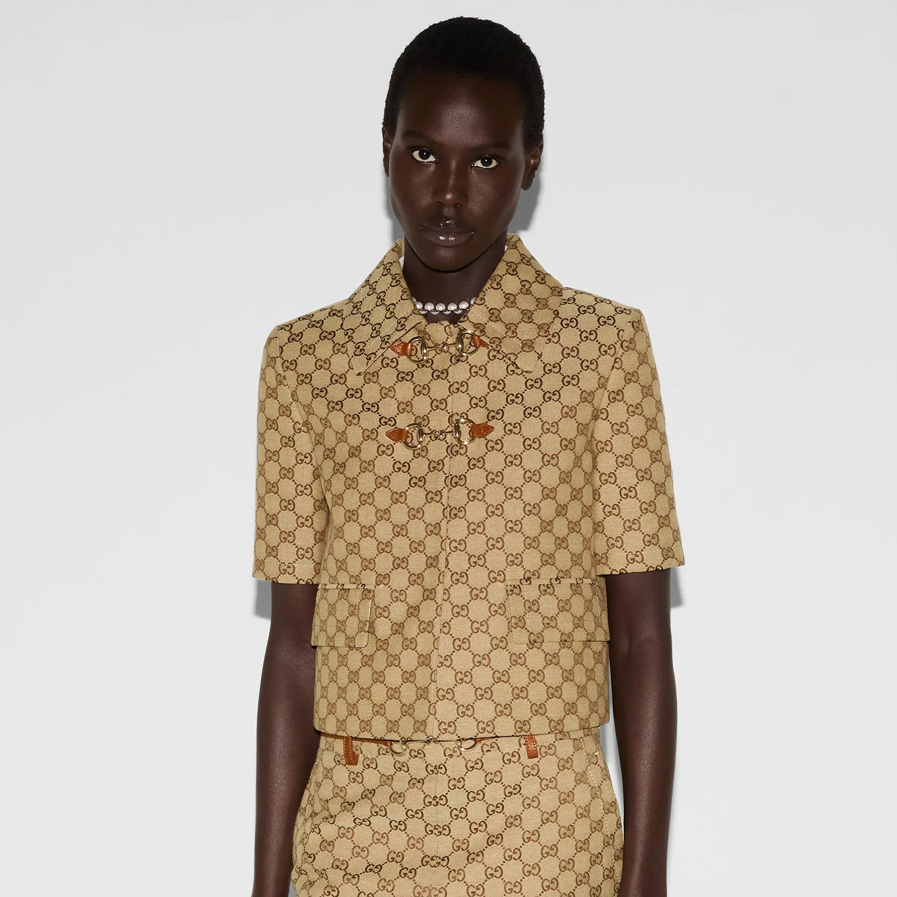 NIGO Gucci Women‘s Summer Logo Jacquard Lapel Horsebit Button Canvas Short Sleeve Jacket Casual Shorts Set Suit #nigo75917