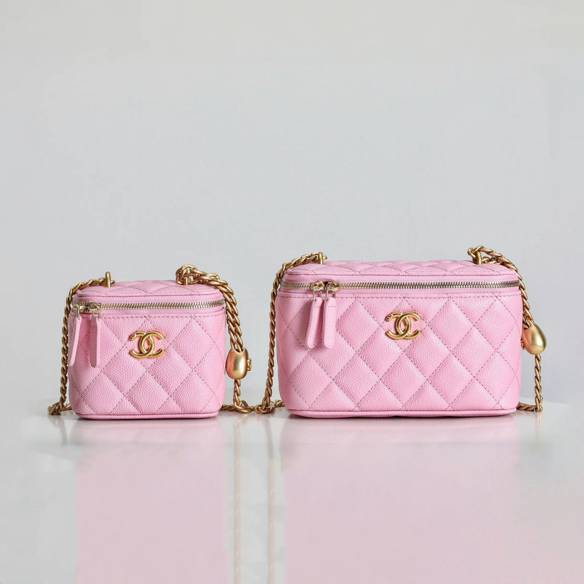 NIGO Chanel Women's Solid Color Chain Shoulder Grain Embossed Calfskin Box Bag Tote Shoulder Bags #nigo75941