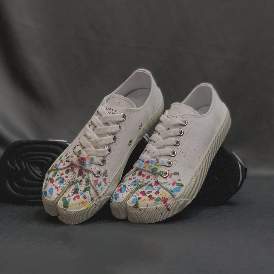 NIGO Maison Margiela Tabi Tabi Women's Four Seasons Solid Color Low Top Lace Up Split Toe Canvas Fashion Plate Shoes #nigo76136