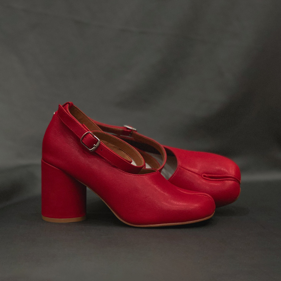 NIGO Maison Margiela Women's Spring & Autumn Solid Color Leather Split Split One Foot Stirrup Casual Baotou Heeled Sandals Shoes #nigo76135