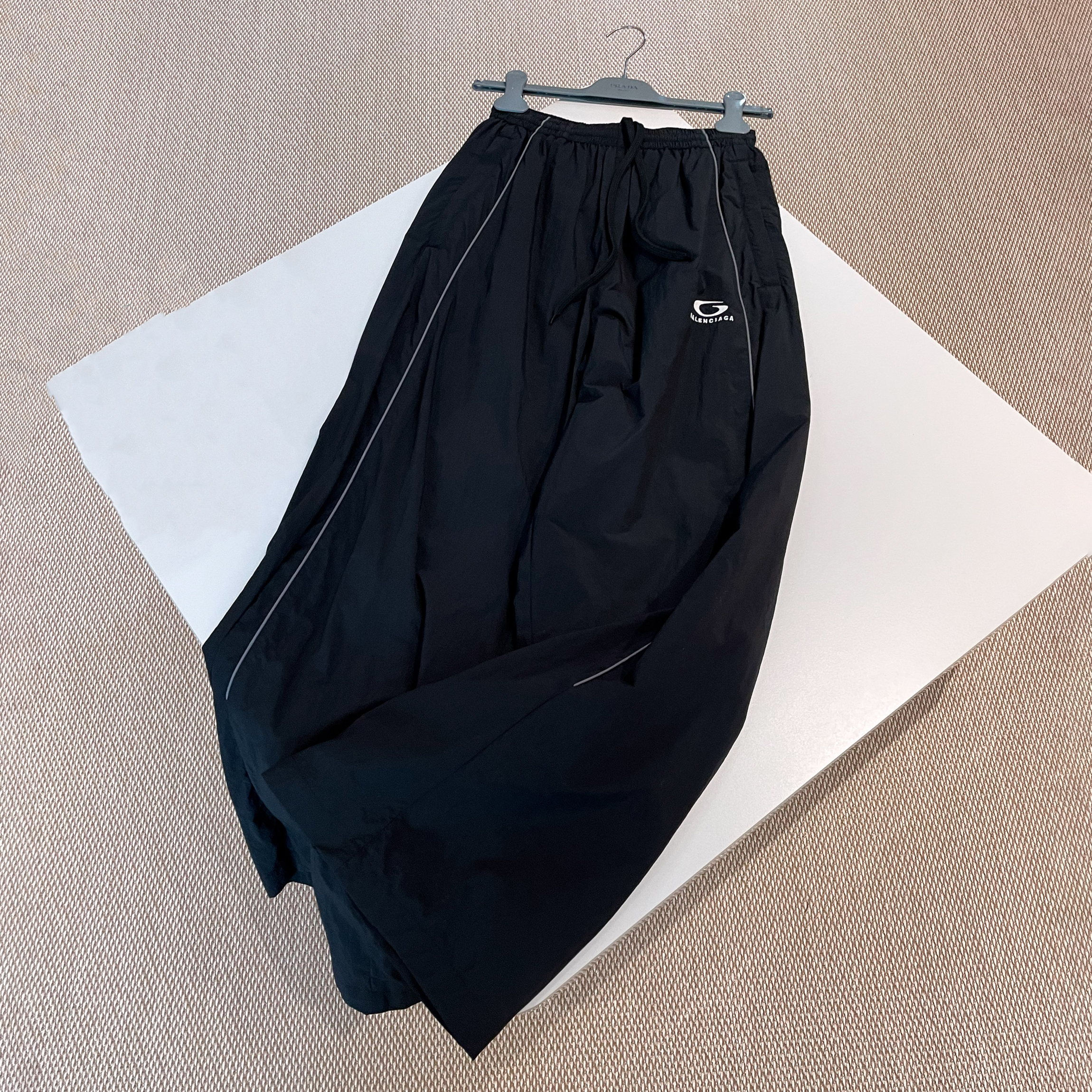 NIGO Balenciaga Men's and Women's Spring/Summer Embroidered Label Solid Color Elastic Waist Pants #nigo76169