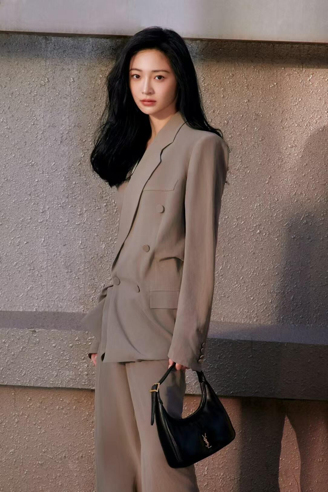 NIGO SAINT LAURENT Women's Spring And Autumn Solid Color Double-Breasted V-Neck Silk Crepe Long-Sleeved Blazer Jacket Ngvp #nigo1411