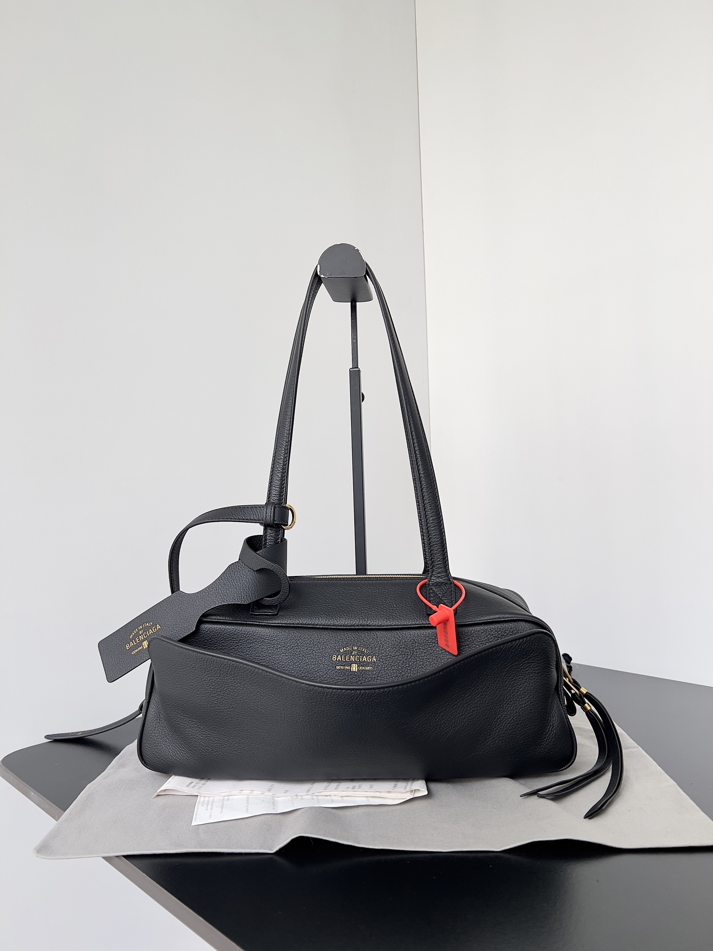 NIGO Balenciaga Men's Carrie Black Cowhide Small Bowling Bag with Aged Gold Metallic Accessories Handbag Bags #nigo76257