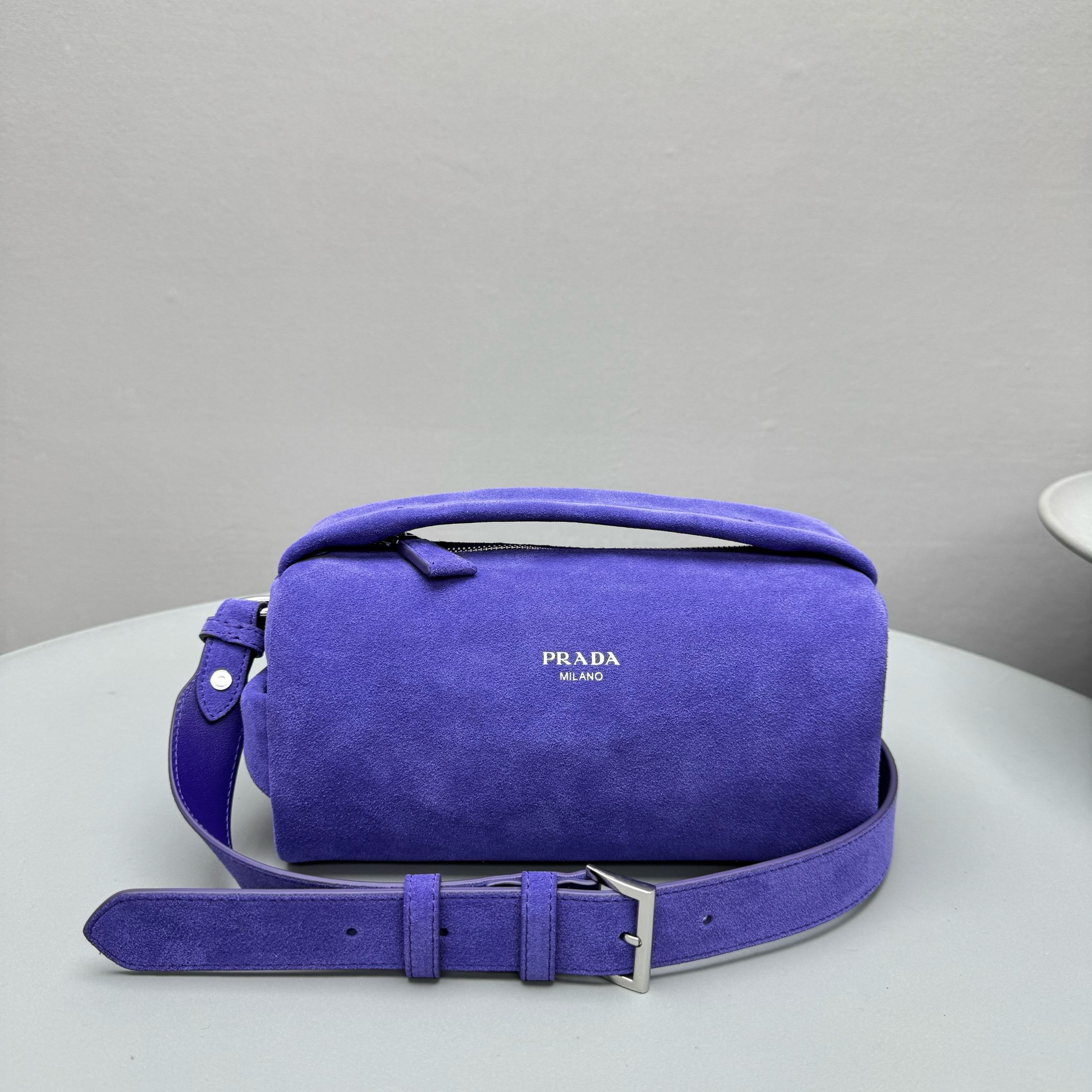 NIGO Prada Men's And Women's Solid Color Letter Print Zipper Closure Calfskin Shoulder Crossbody Handbag Bag Bags #nigo76296