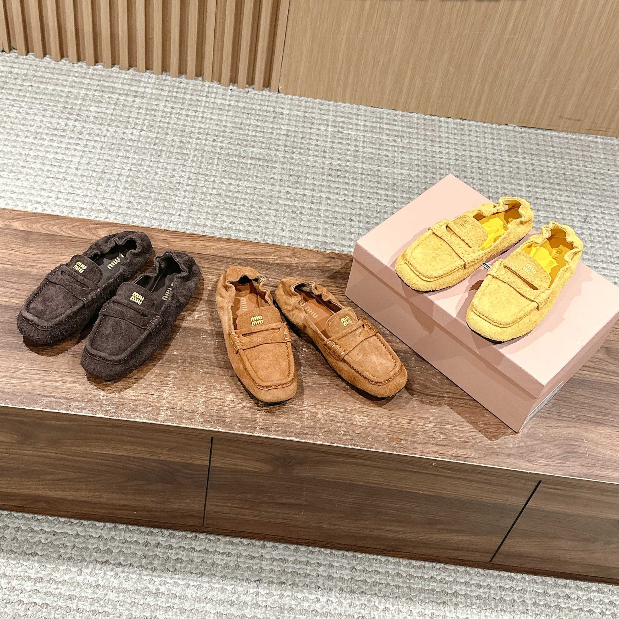 NIGO MiuMiu Women's Four Seasons Solid Color Elastic Heel Suede Fabric Loafers Shoes #nigo76347