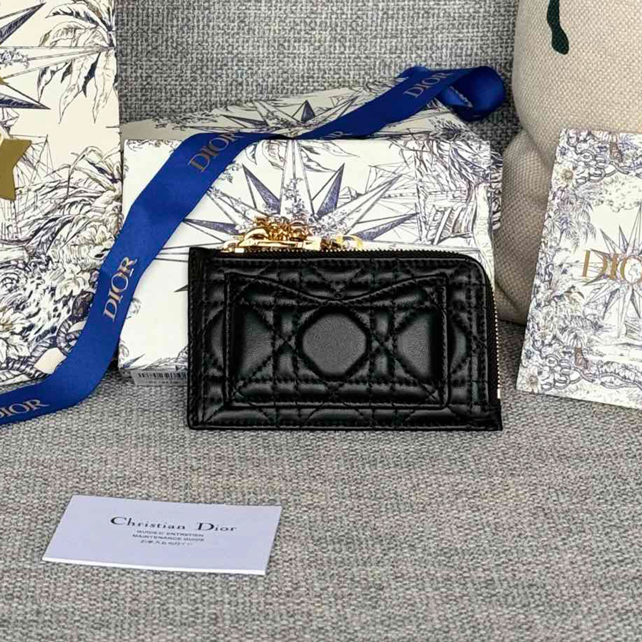 NIGO Dior Lady Dior Cosmos Zipped Card Holder Women's Fashion Temperament Logo Solid Colour Metal Decoration Card Case Card Holder Bag Bags S0965ONMJ  #nigo81143