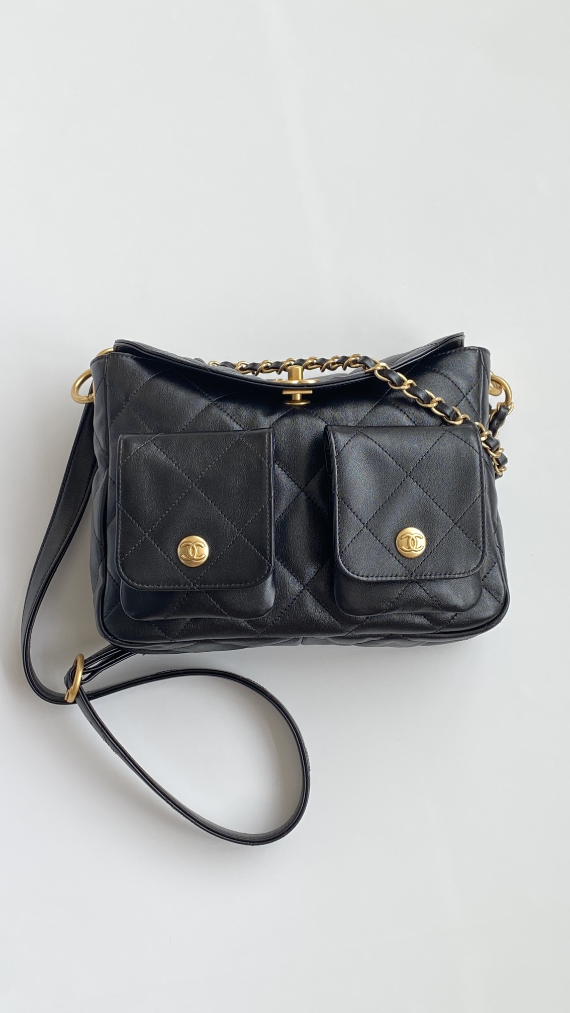 NIGO Chanel Supple Twins Women's Solid Color Diamond Pattern Gold Buckle Chain Glossy Cowhide Shoulder Crossbody Bag Bags #nigo76371