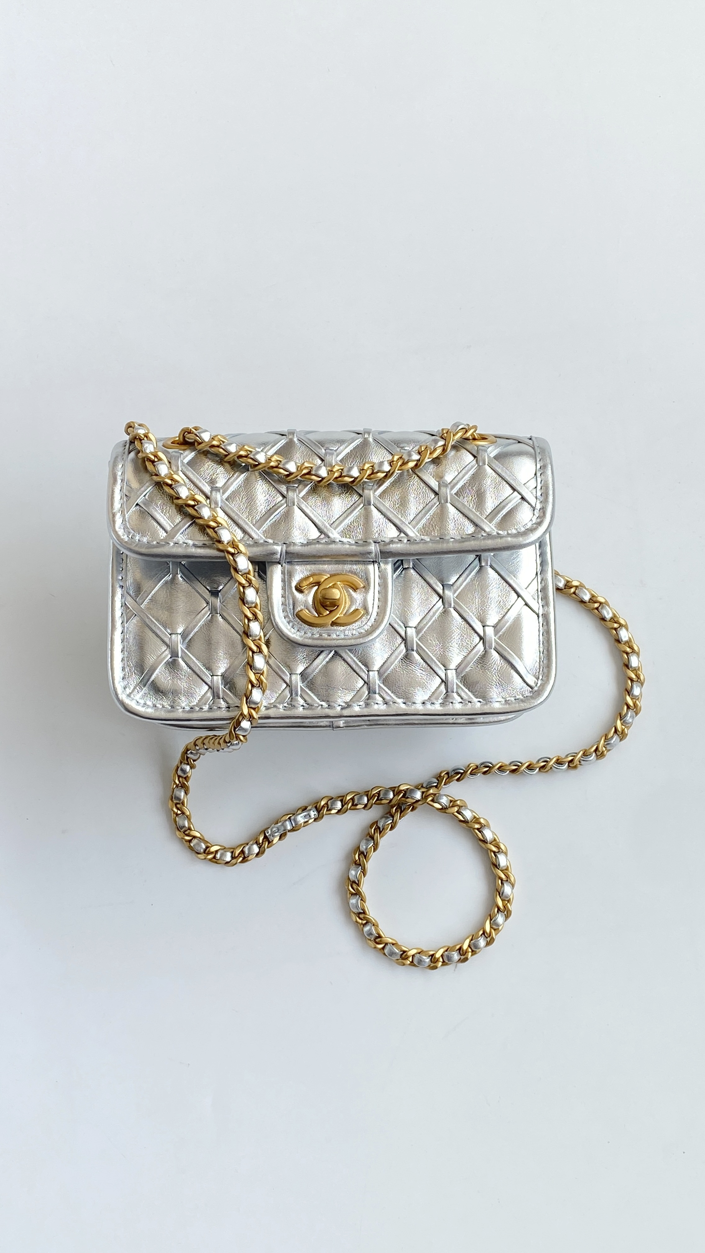 NIGO Chanel Women's Silver Lattice Chain Metallic Mirror Calfskin Shoulder Crossbody Bag Bags #nigo76372