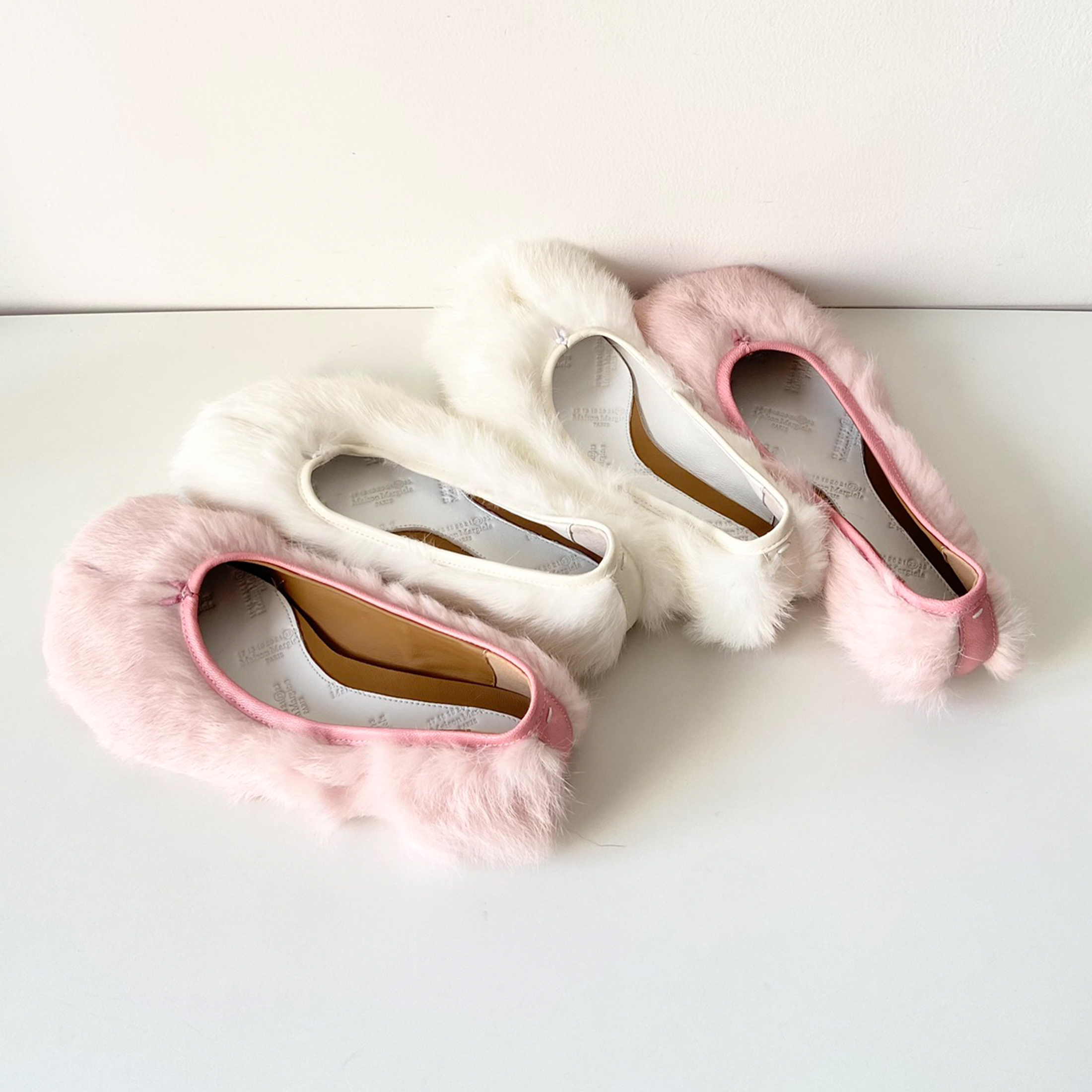 NIGO Maison Margiela Spring And Autumn Plush Split Toe Shoes Fashion Casual Comfortable Flat Shoes Solid Colour Temperament Women's Shoes #nigo81148