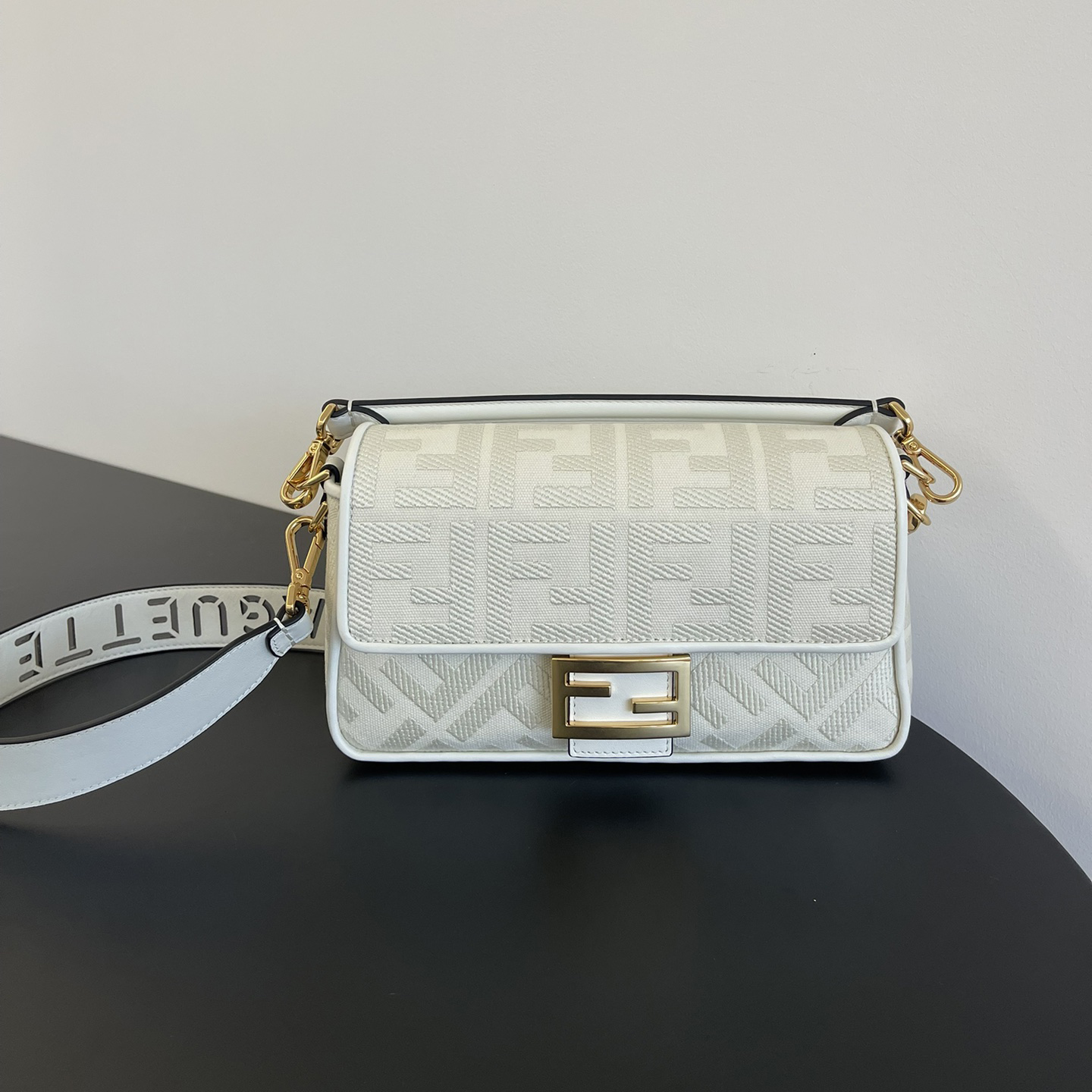 NIGO Fendi Women's FF Printed Flap Magnetic Clasp Closure Jacquard Fabric Baguette Bag Shoulder Tote Handbag Bags #nigo76386