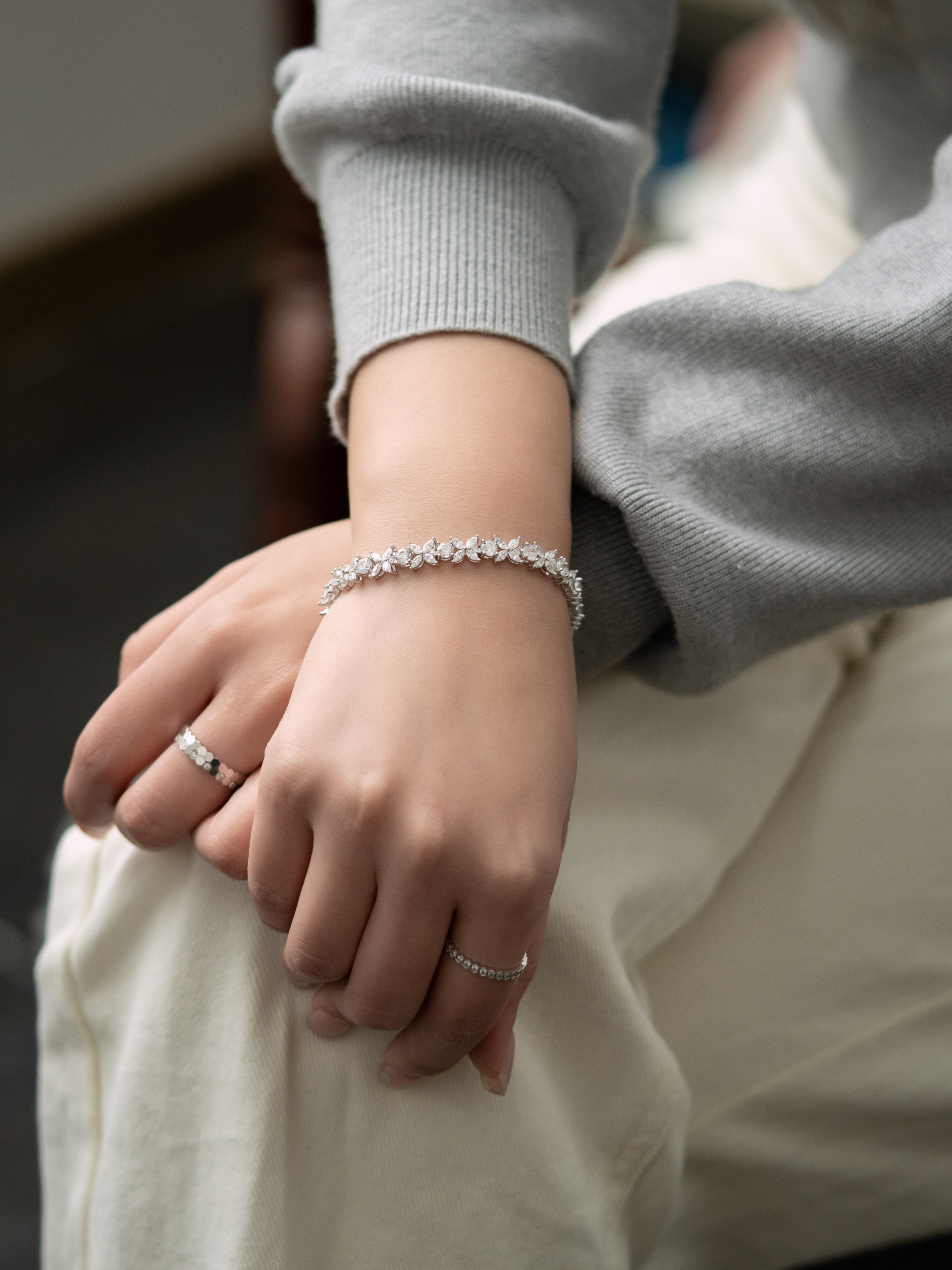 NIGO Tiffany & Co. Women's Flower Cluster Diamond Bracelet Victoria Collection Fashion Silver Jewelry Accessories Ngvp #nigo1453