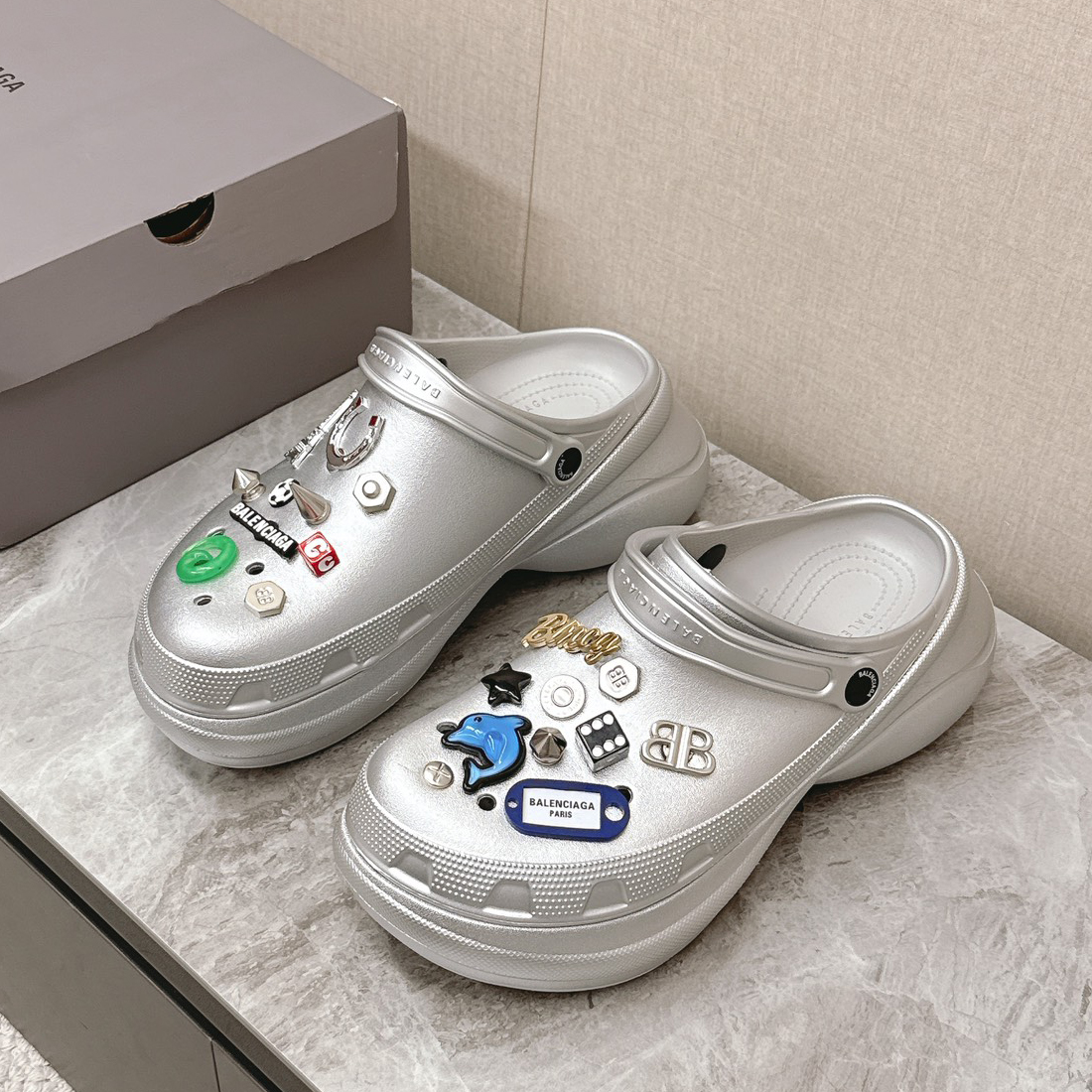 NIGO Balenciaga Men's And Women's Summer Solid Color DIY Graffiti Hole Beach Sandals Slippers Shoes #nigo76464