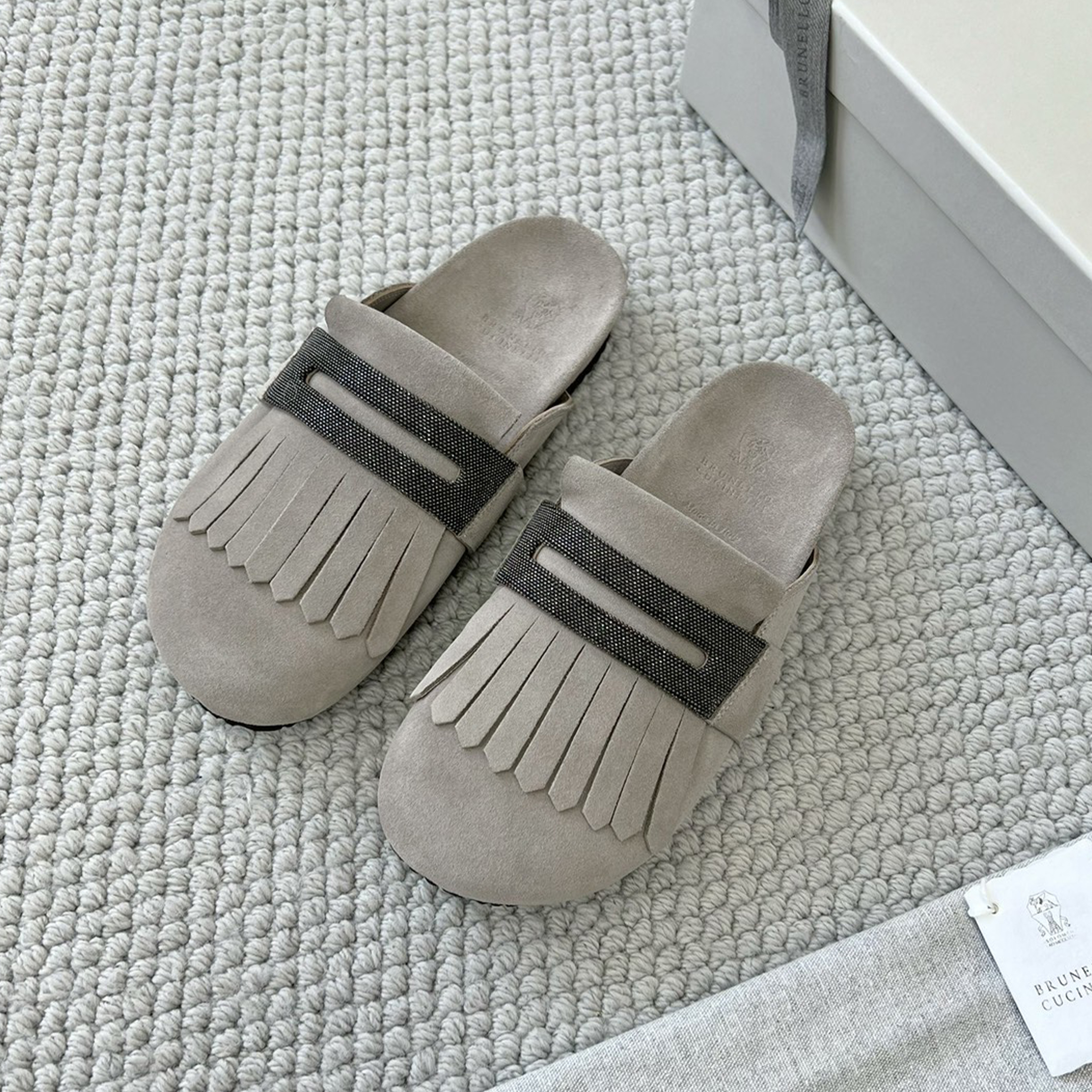 NIGO Brunello Cucinelli Monili Embellished Loafers Mule Shoes Women‘s Suede Slippers Solid Colour Fashion Trend Casual Comfort Slippers Sandals  Ngvp #nigo1489