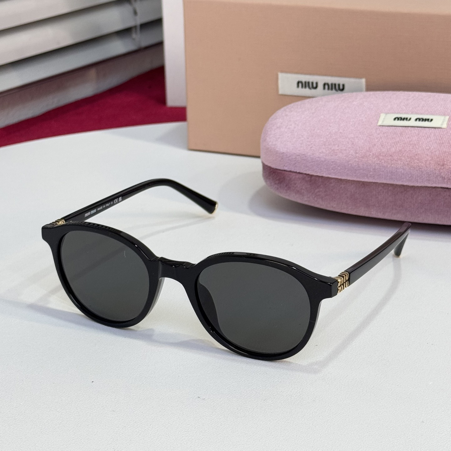 NIGO MiuMiu Women's Solid Color Legs Logo Design Acetate Oval Optical Frame Sunglasses Optical Eyewear Glasses #nigo76491