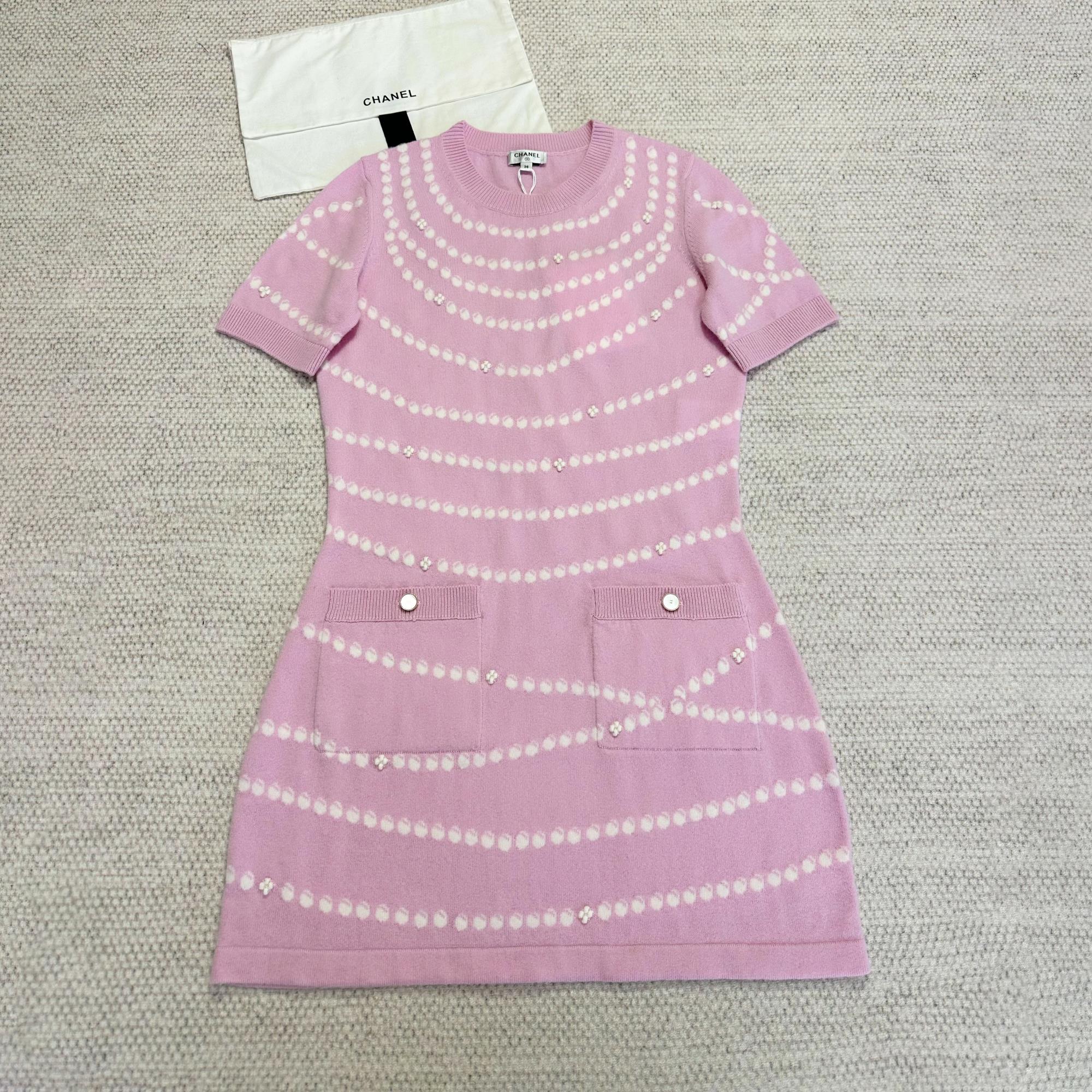 NIGO Chanel Women's Spring/Summer Solid Color Pearl Chain Printed Cashmere Short Sleeve Dresses #nigo76518