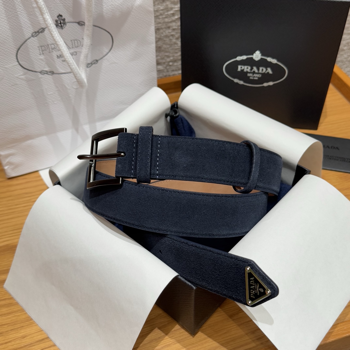 NIGO Prada Men's Suede Belt Silver Gold Rose Gold Logo Embellishment Jewelry Accessories #nigo81219