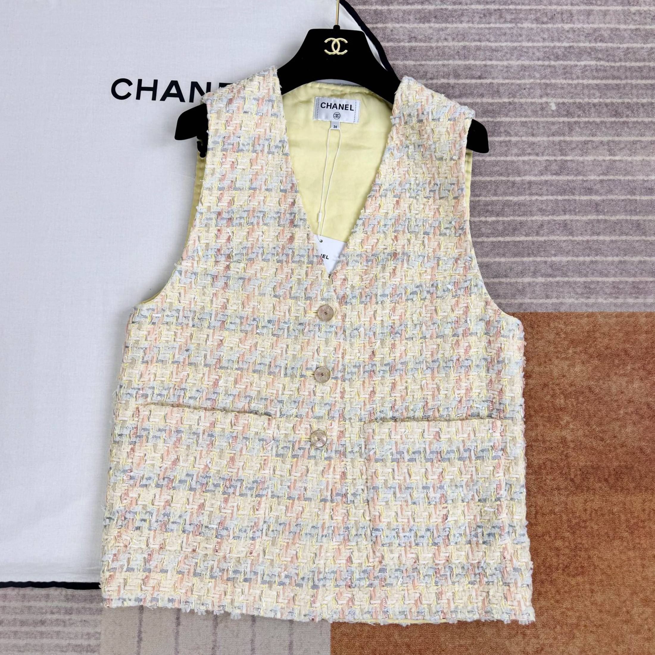 NIGO Chanel Women's Spring And Autumn Plaid Tweed Vest Jacket Fashion Temperament Elegant Single Breasted Sleeveless Jacket Ngvp #nigo1577