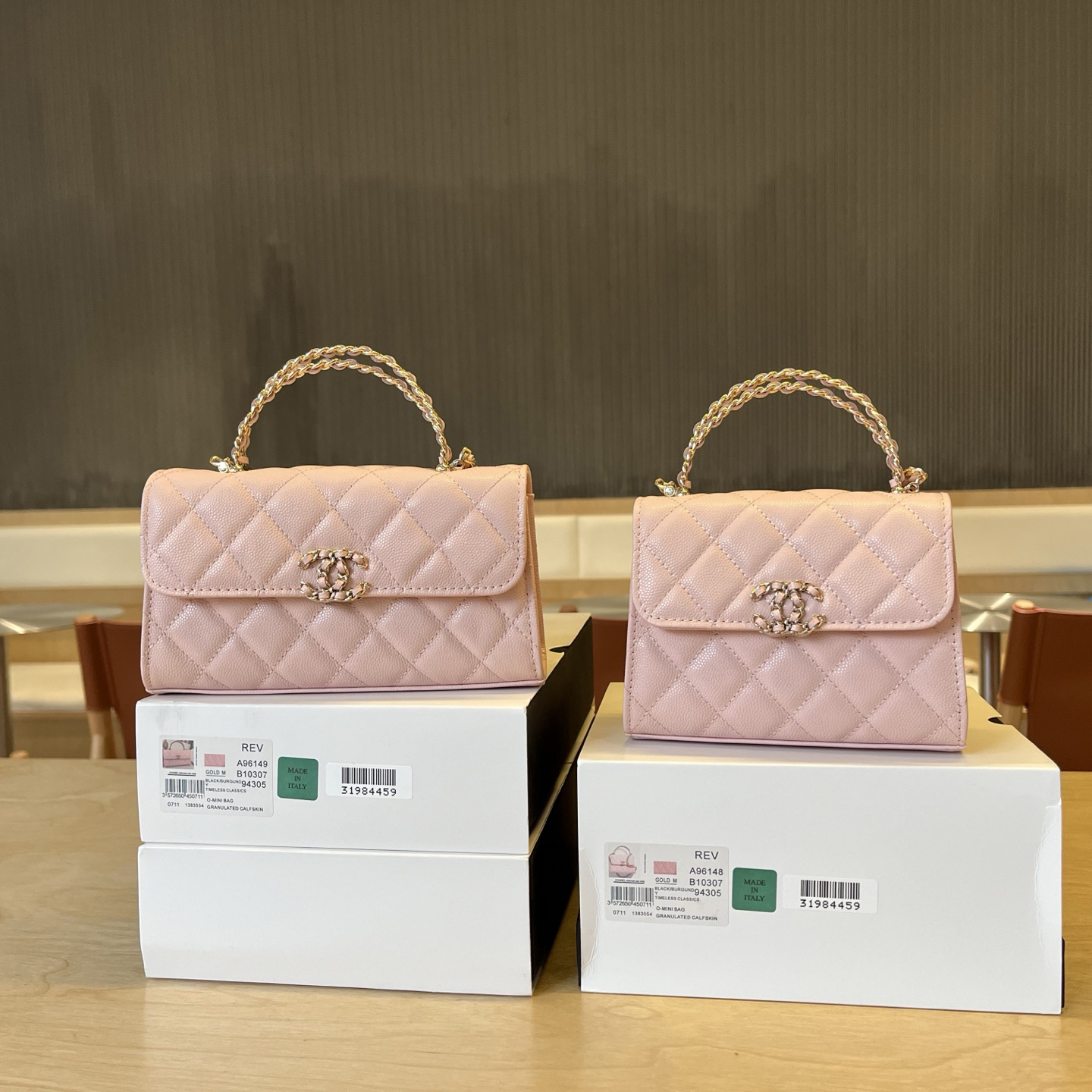 NIGO Chanel Women's Gold Metal Chain Grain Embossed Pure Colour Glossy Calfskin Shoulder Crossbody Handbag Bag Bags #nigo76647