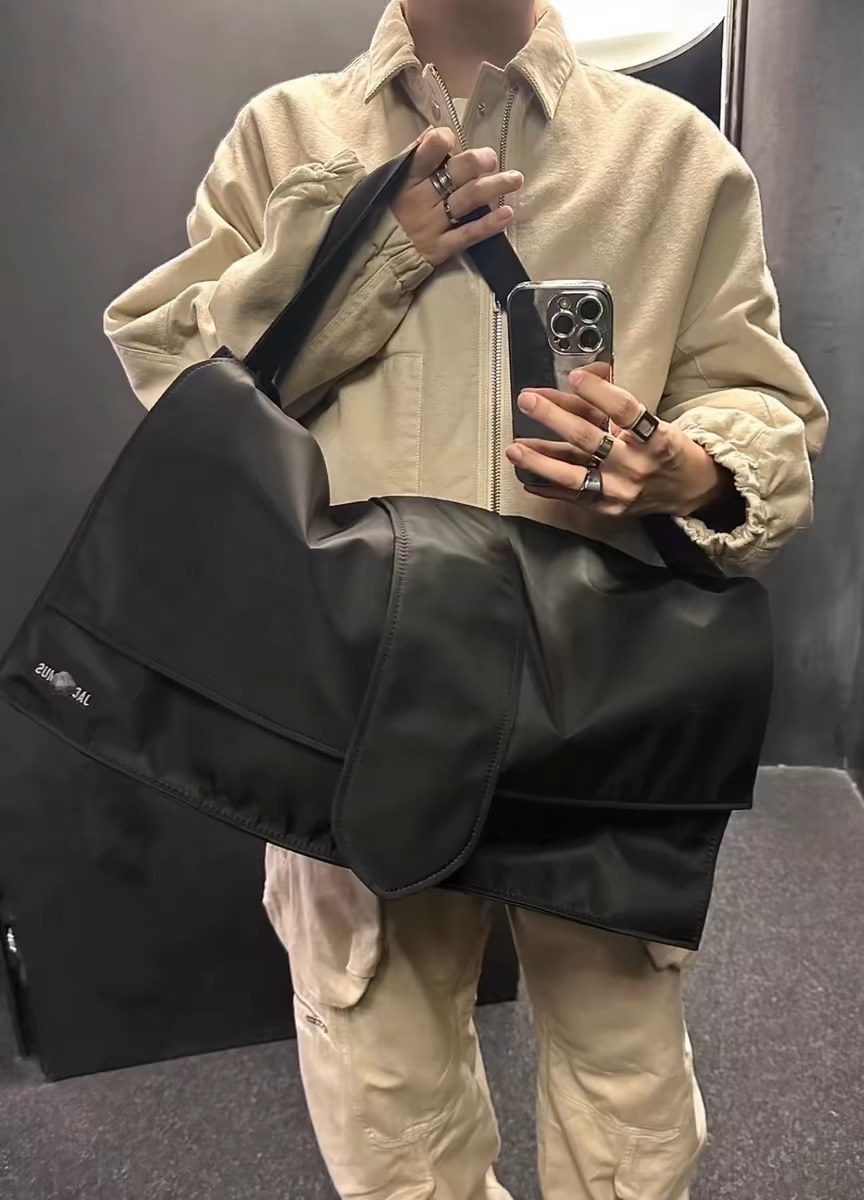 NIGO Jacquemus Women's Le Bambino de voyago Flap Travel Bag Solid Color Nylon Crossbody Large Capacity Casual Bags Ngvp 236BA3133138990 #nigo1528